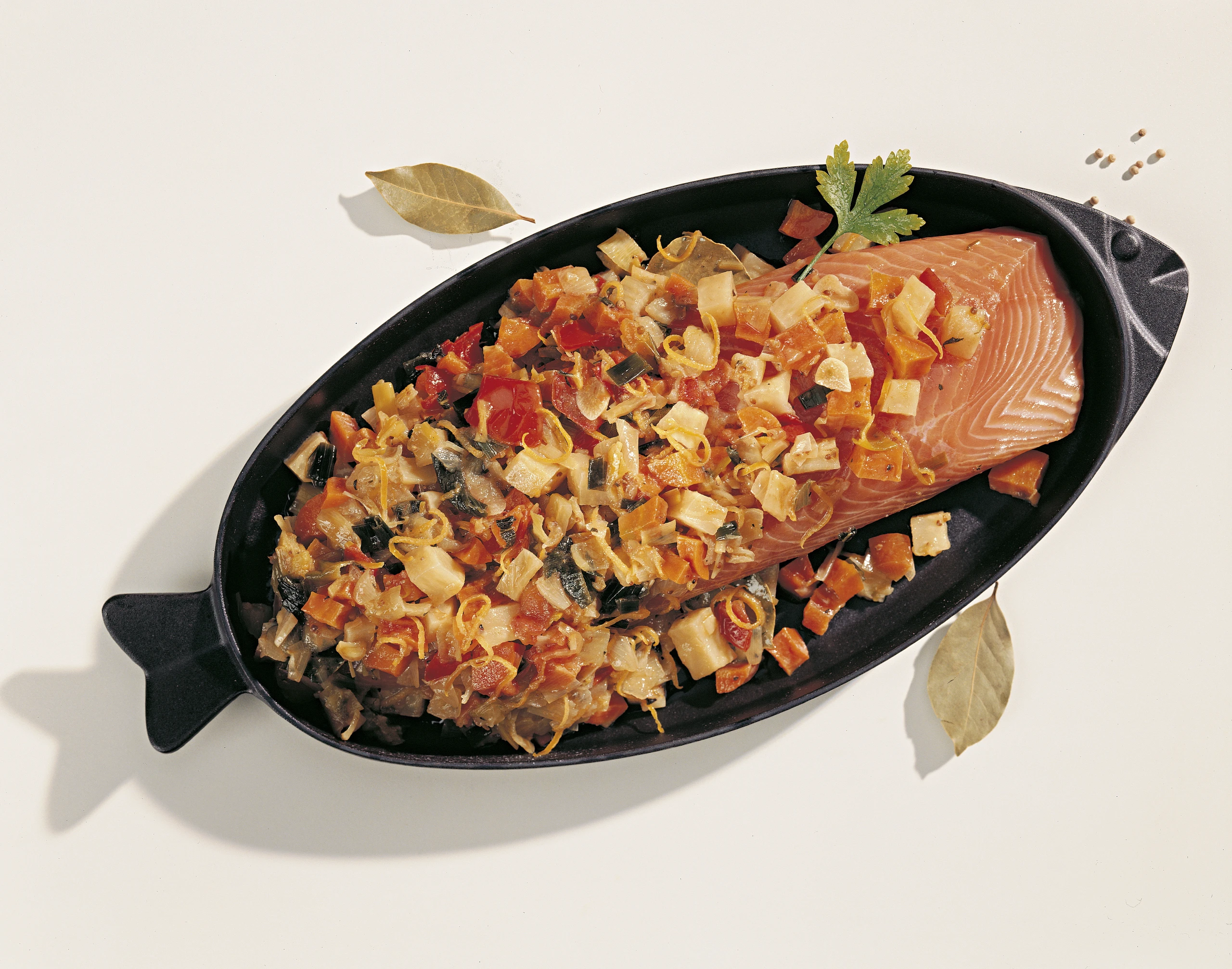 Lachs in Gemüsemarinade