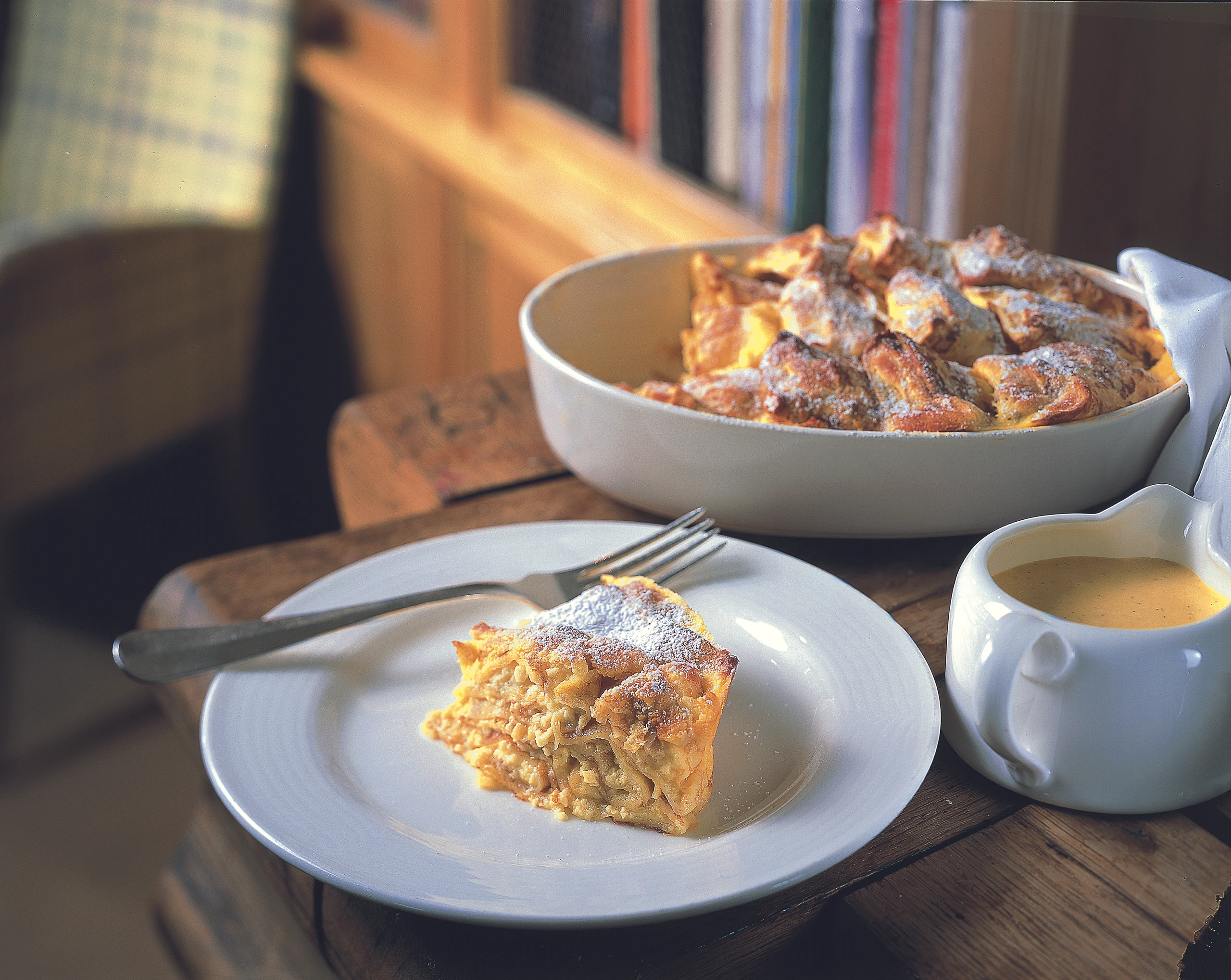 Topfen-Palatschinken mit süßem Rahmguss