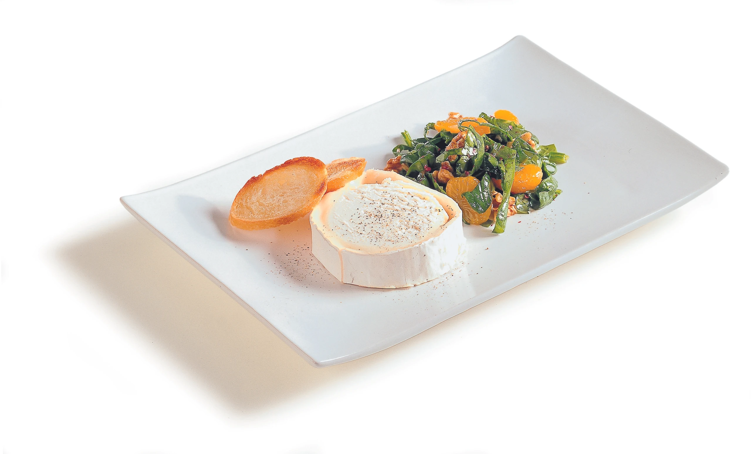 Ziegenkäse mit Nüssen und Mandarinen