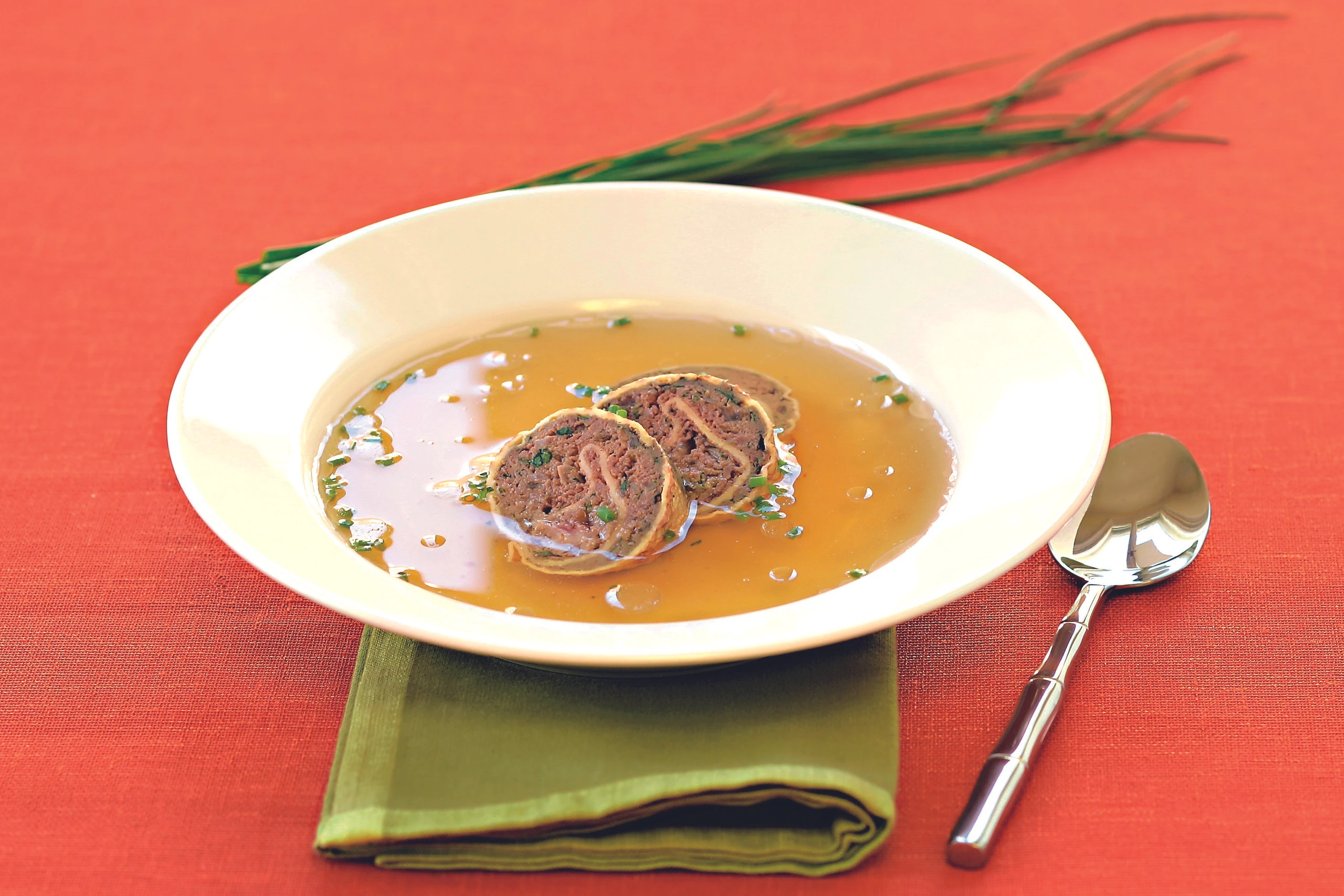 Suppe mit Leberfrittaten