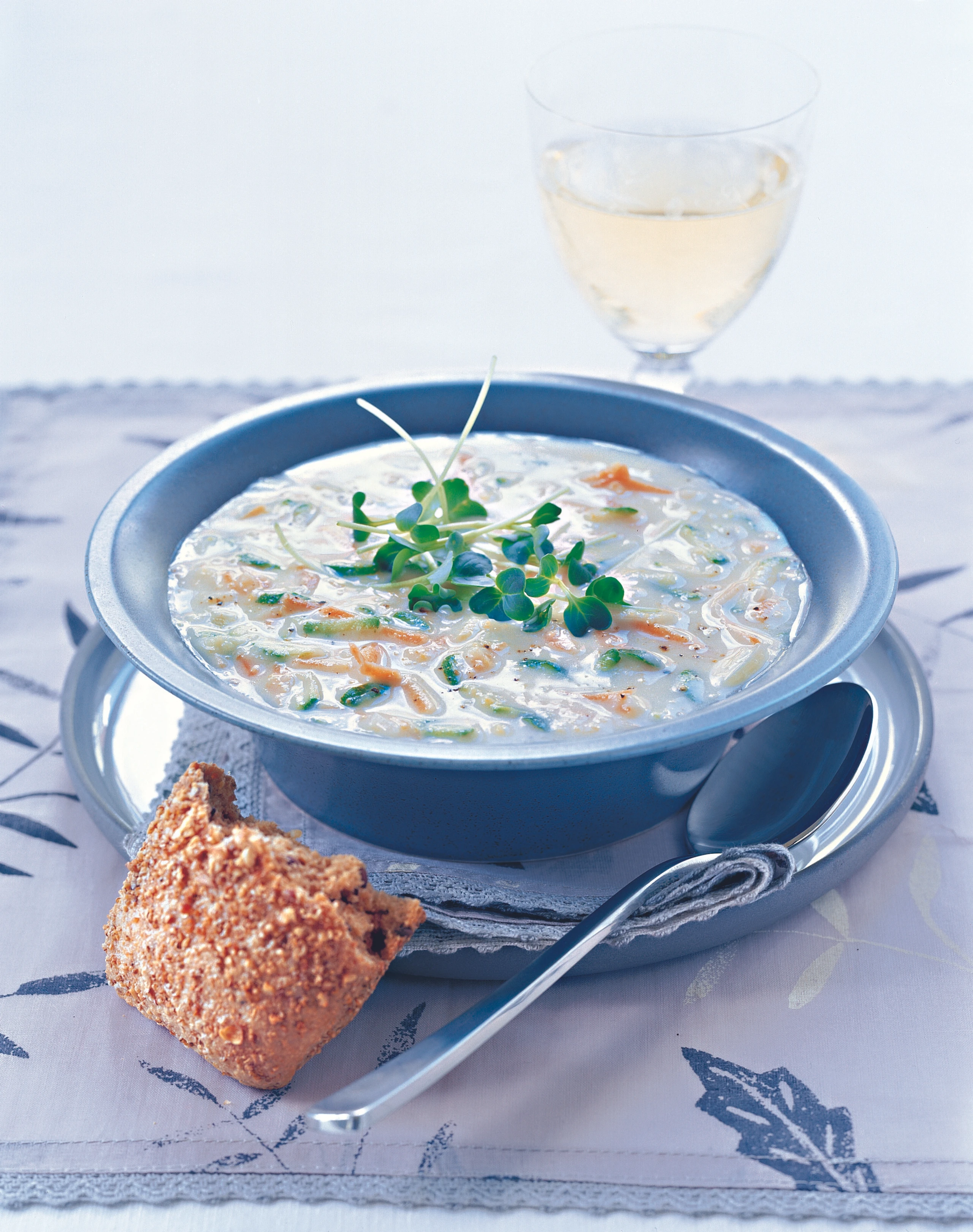 Grießsuppe mit Gemüse