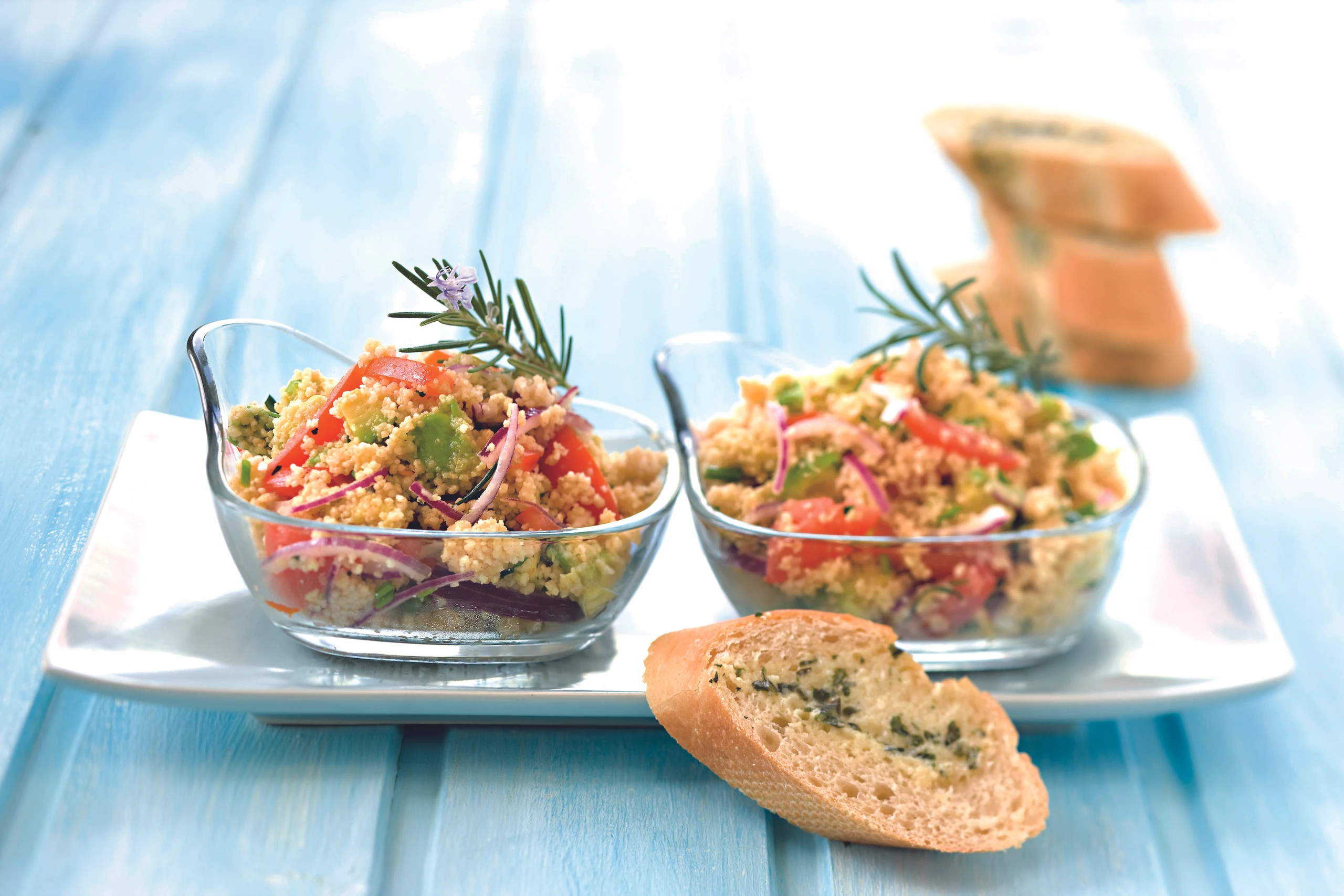 Couscous-Salat mit Avocados