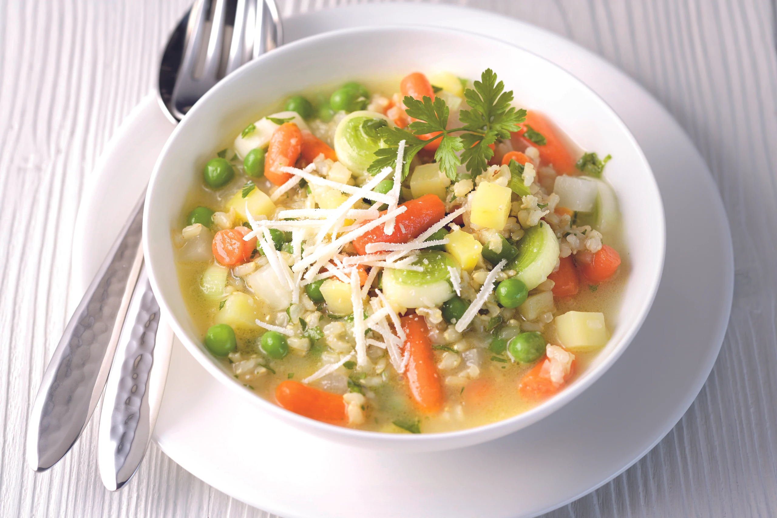 Risottosuppe mit Naturreis und Gemüse