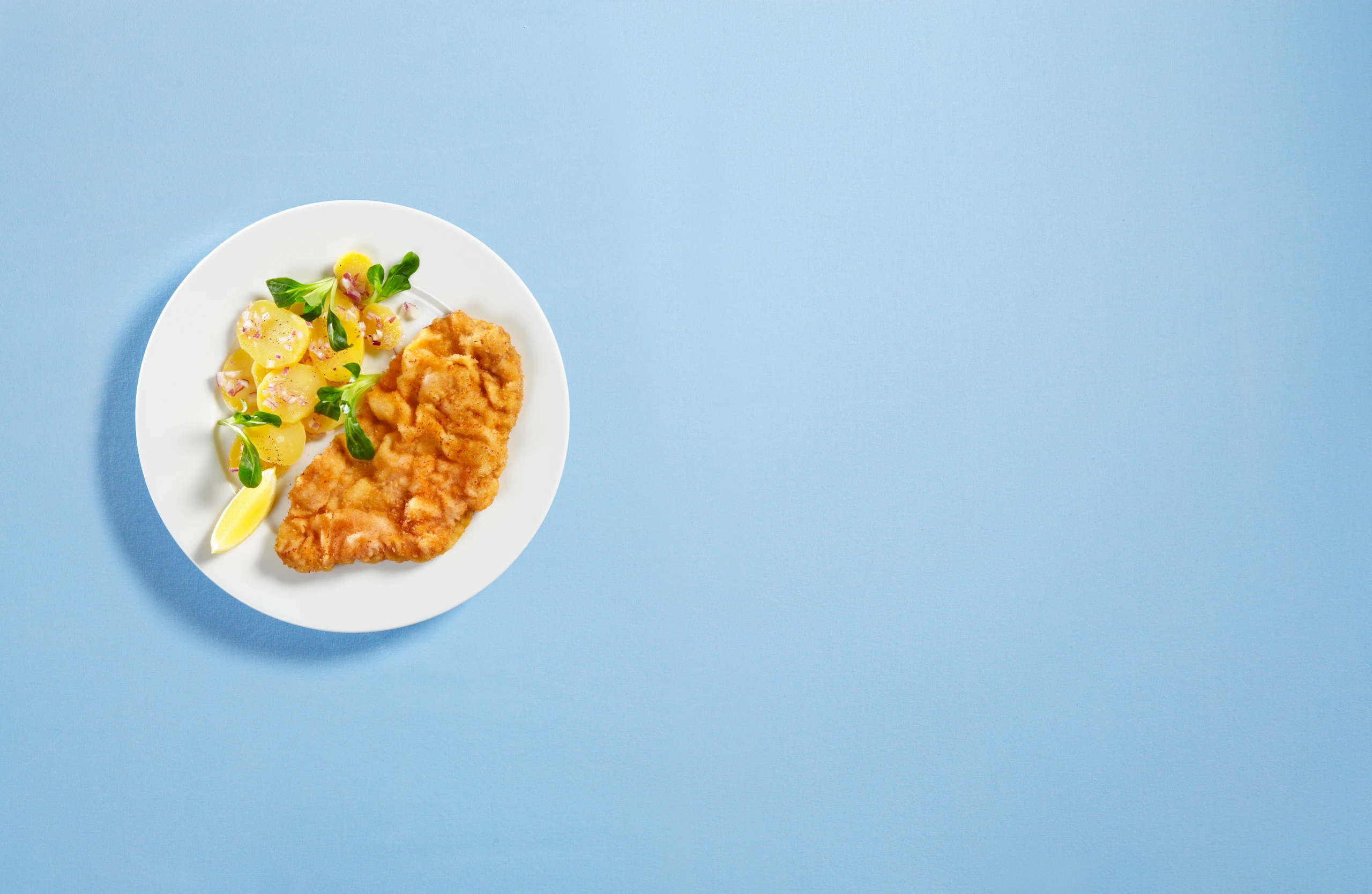 Wiener Schnitzel mit Erdäpfel-Vogerlsalat