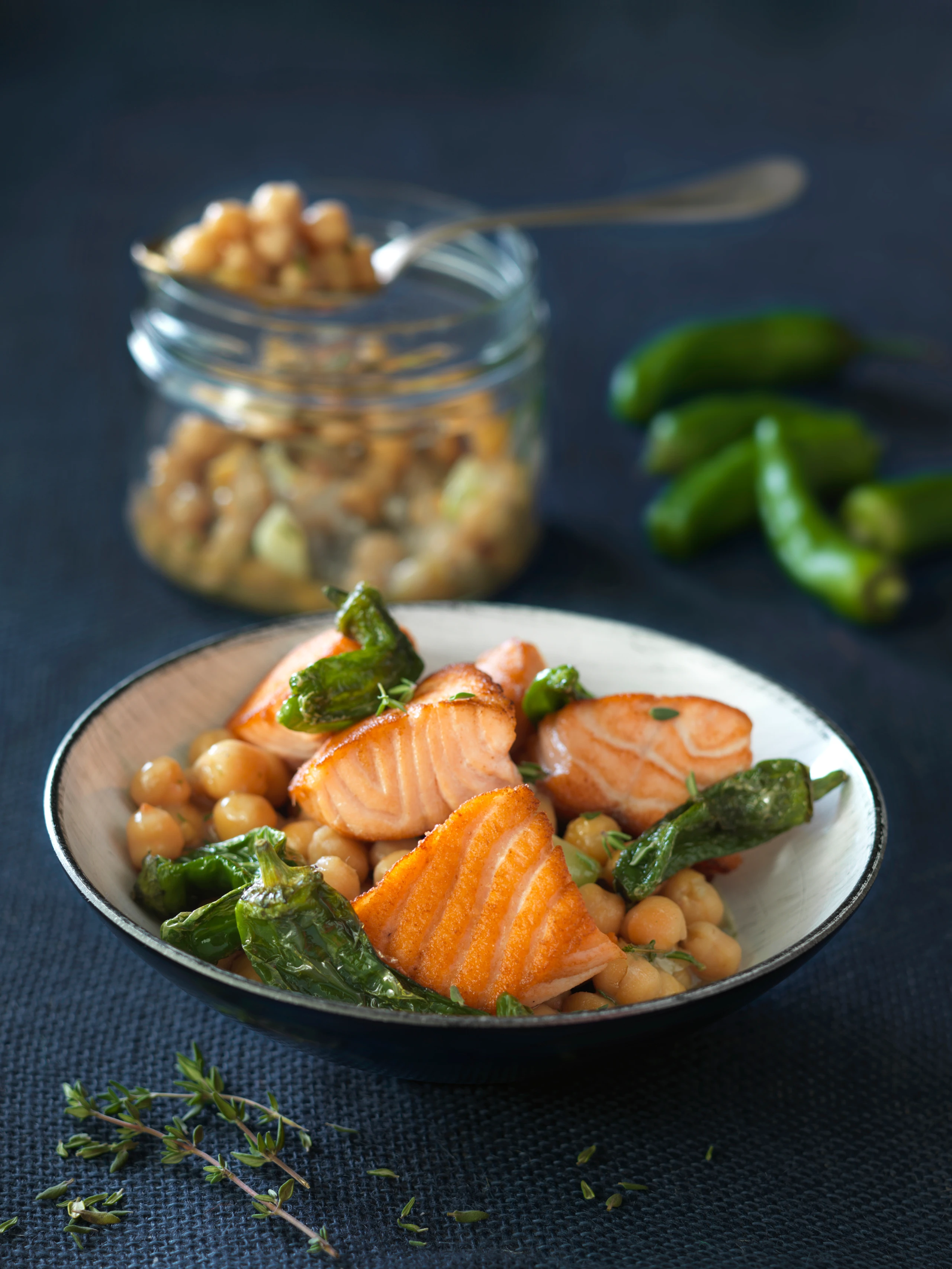 Lachs mit Kichererbsen