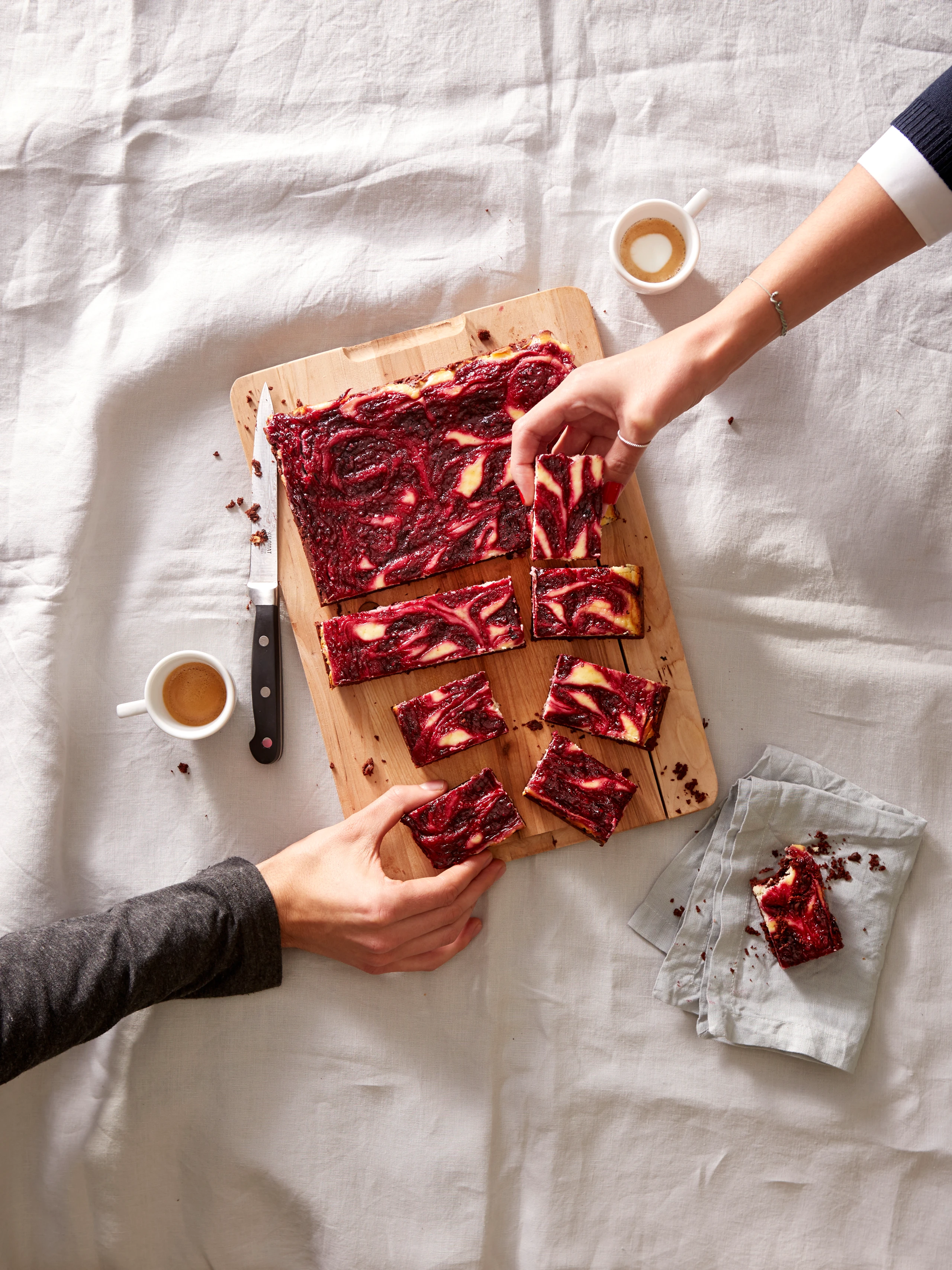 Cheesecake-Brombeer-Brownies