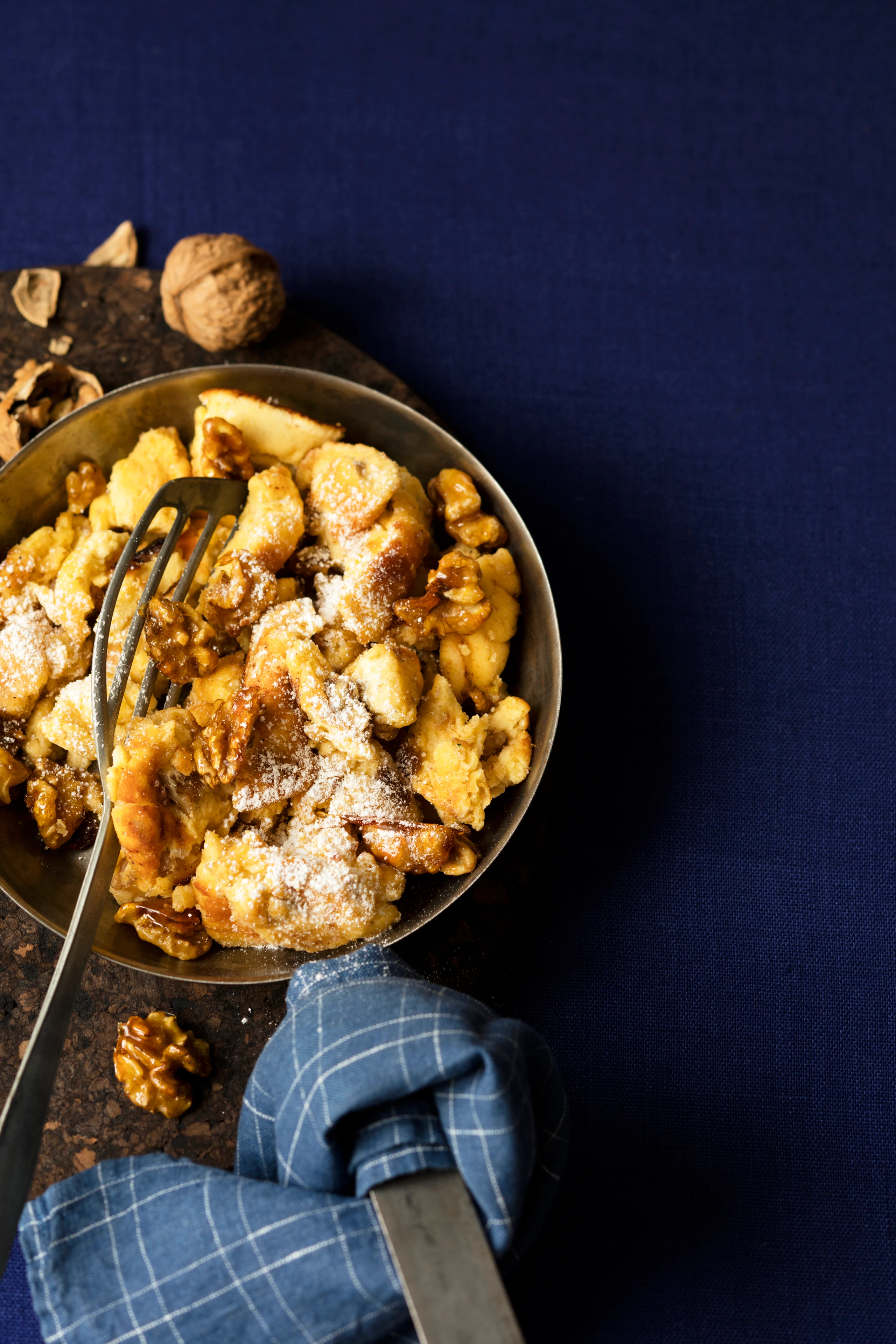 Kaiserschmarren mit Nüssen