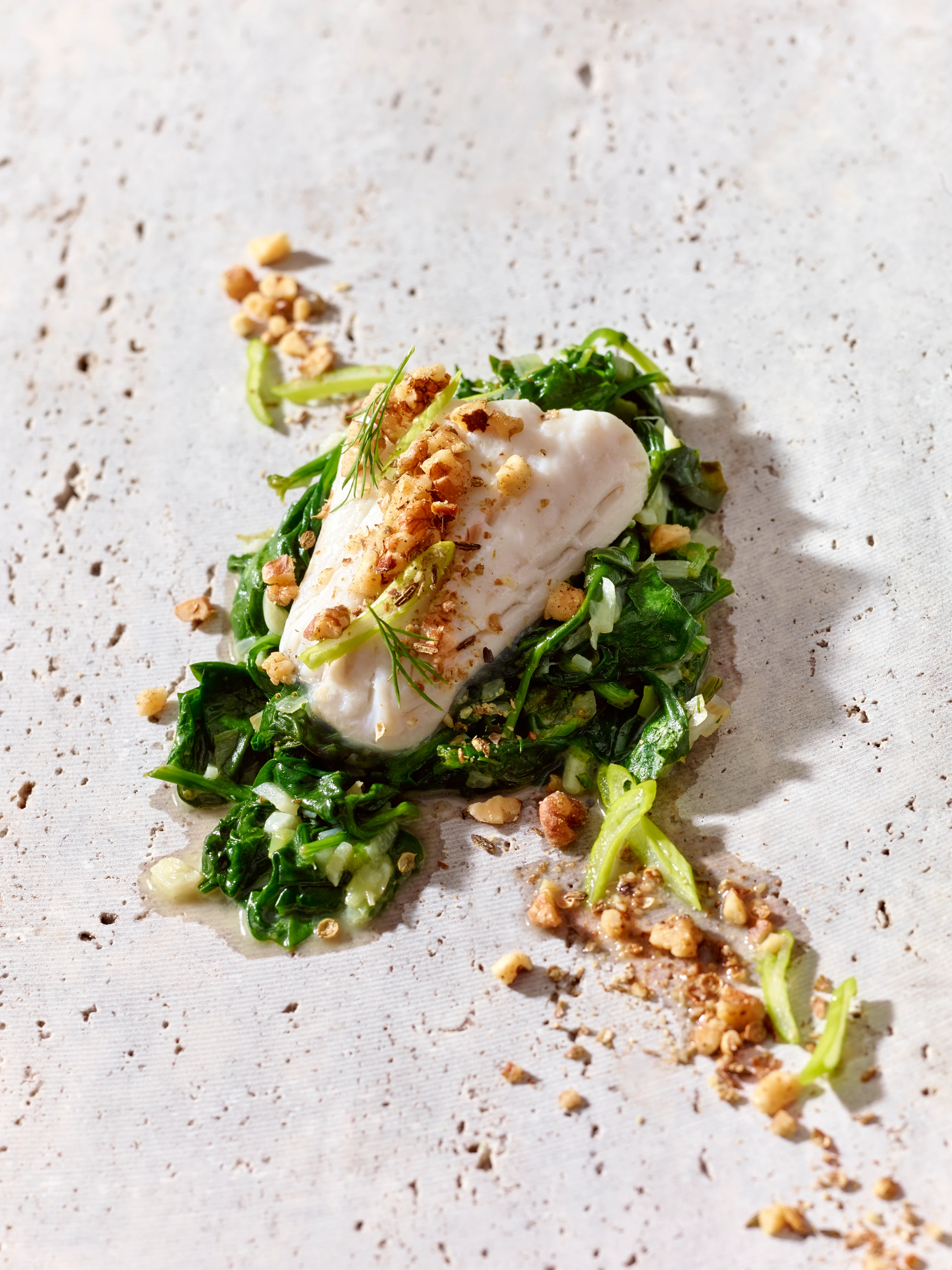 Zander auf Spinat mit Walnuss-Dukkah