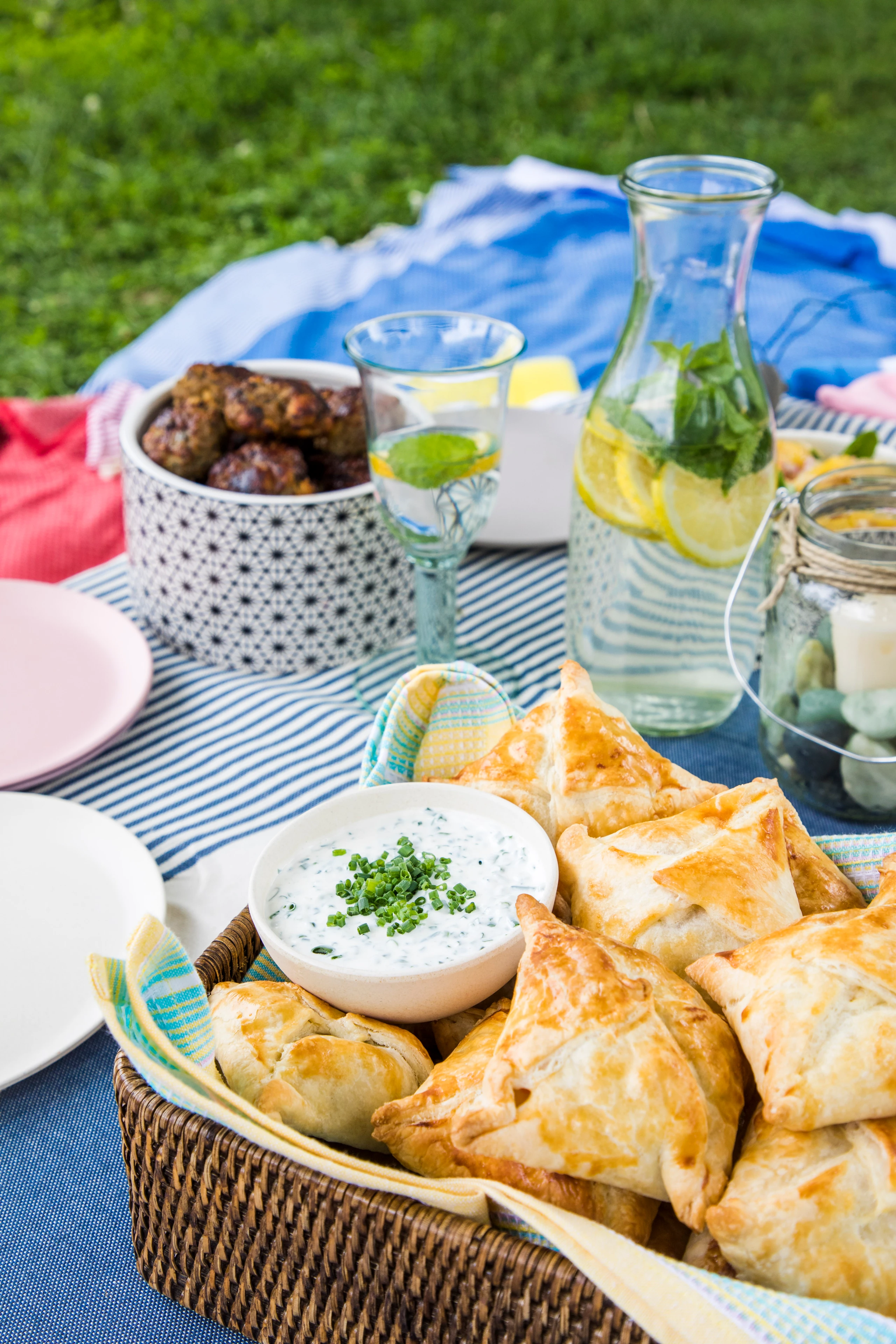Gemüsegolatschen mit Kräutersauce