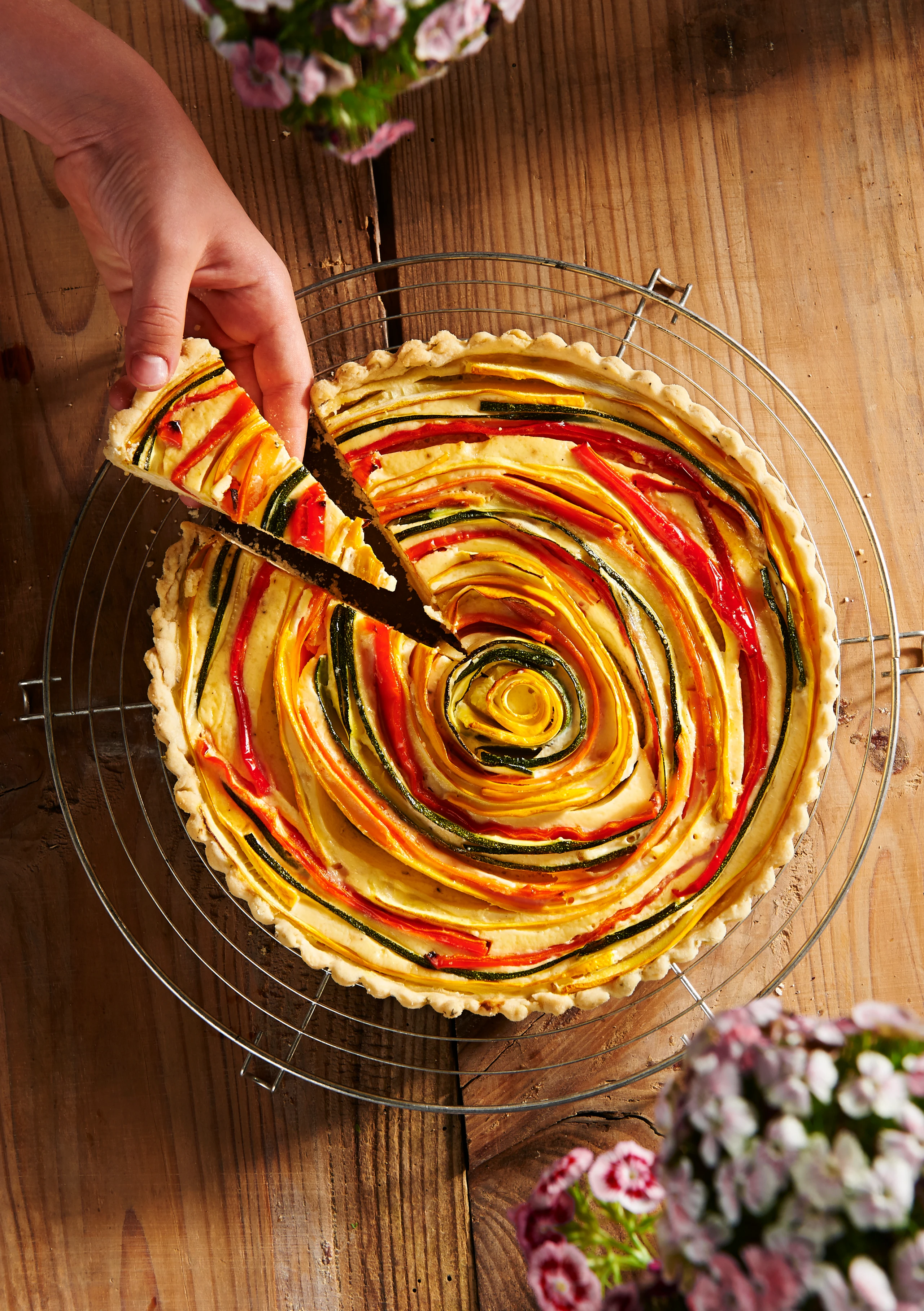 Bunte Gemüsequiche mit Parmesancreme