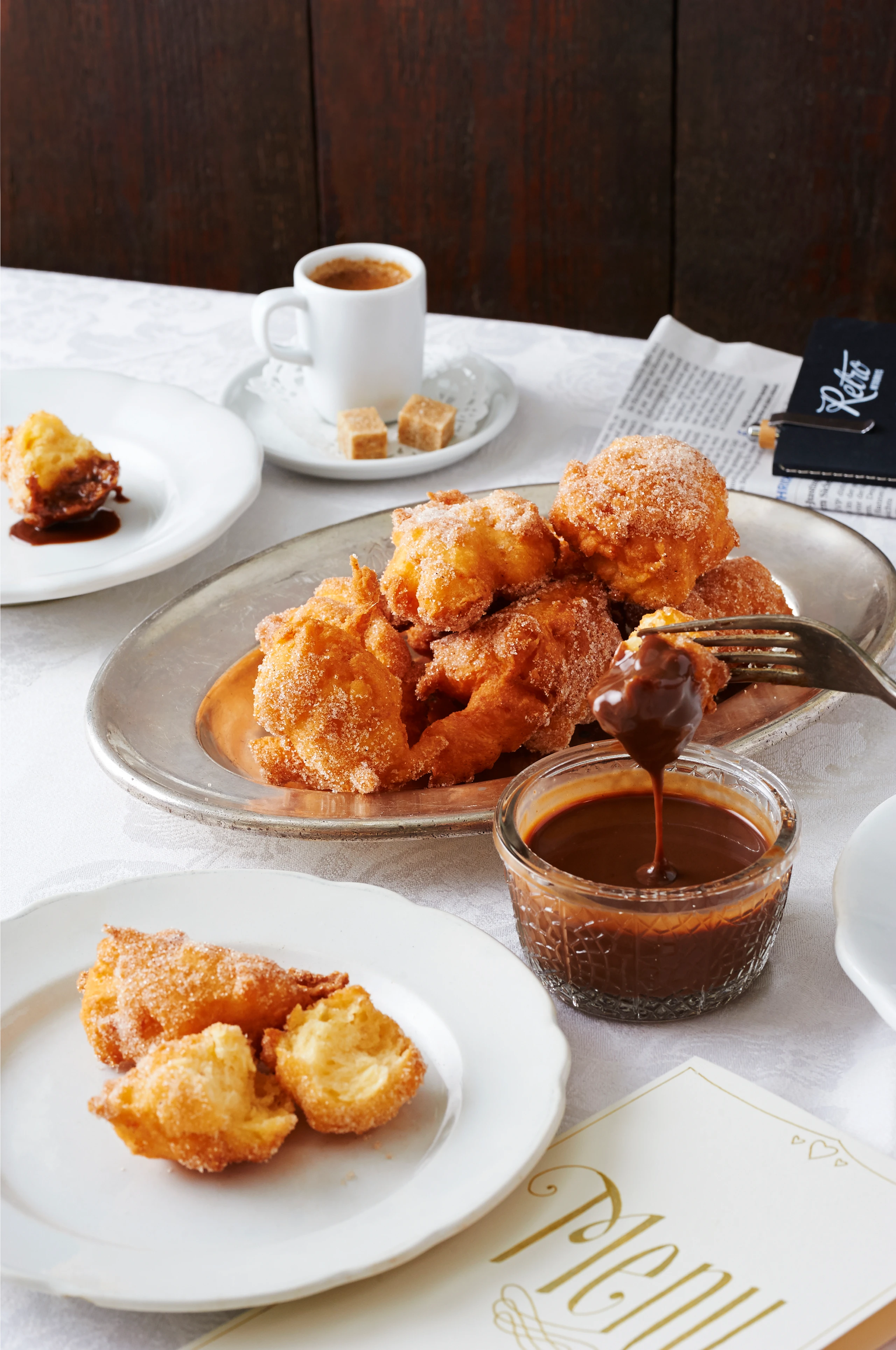 Gebackene Mäuse mit Nougat-Bourbonsauce