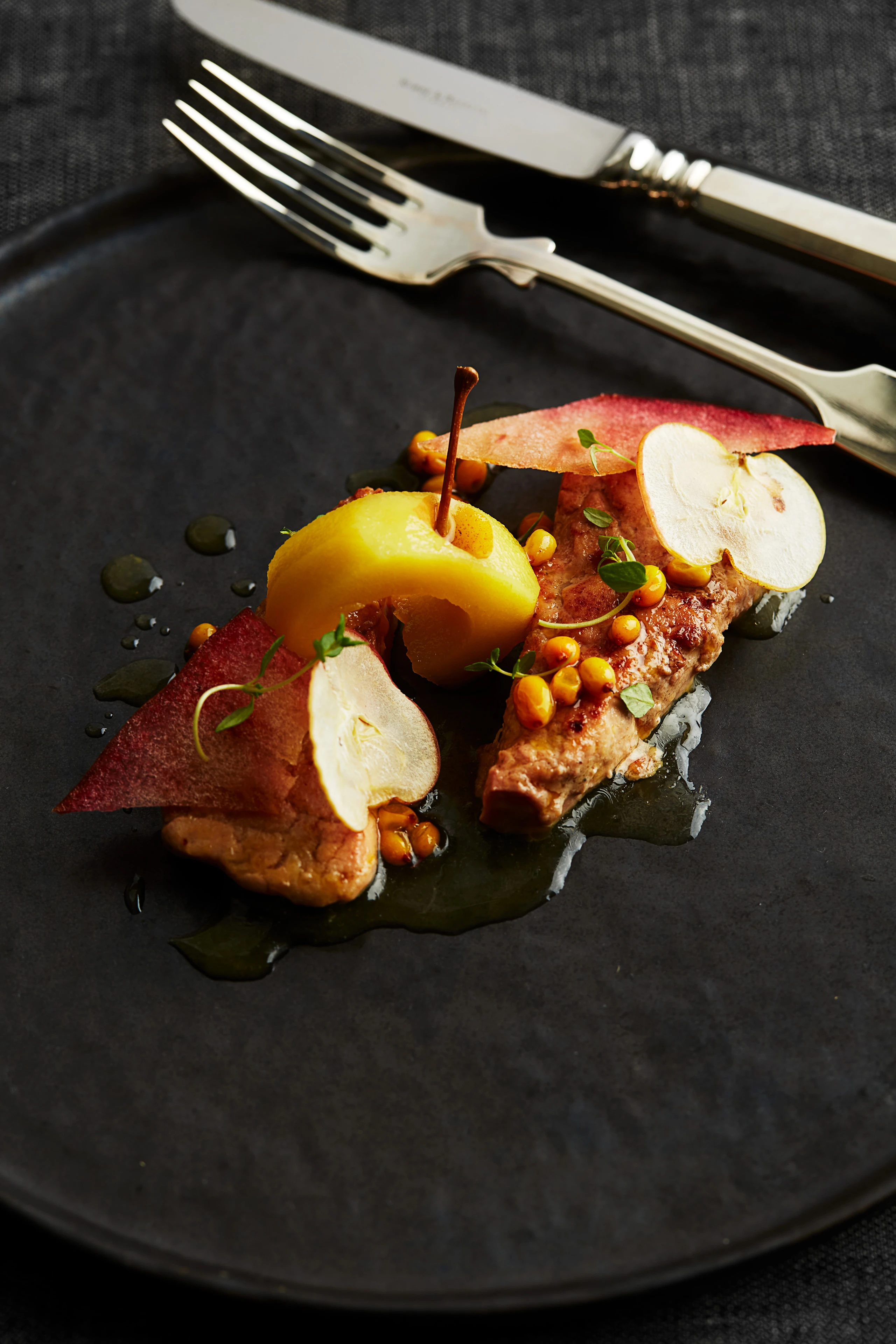 Gebratene Gänseleber mit Sanddorn und Safranäpfeln