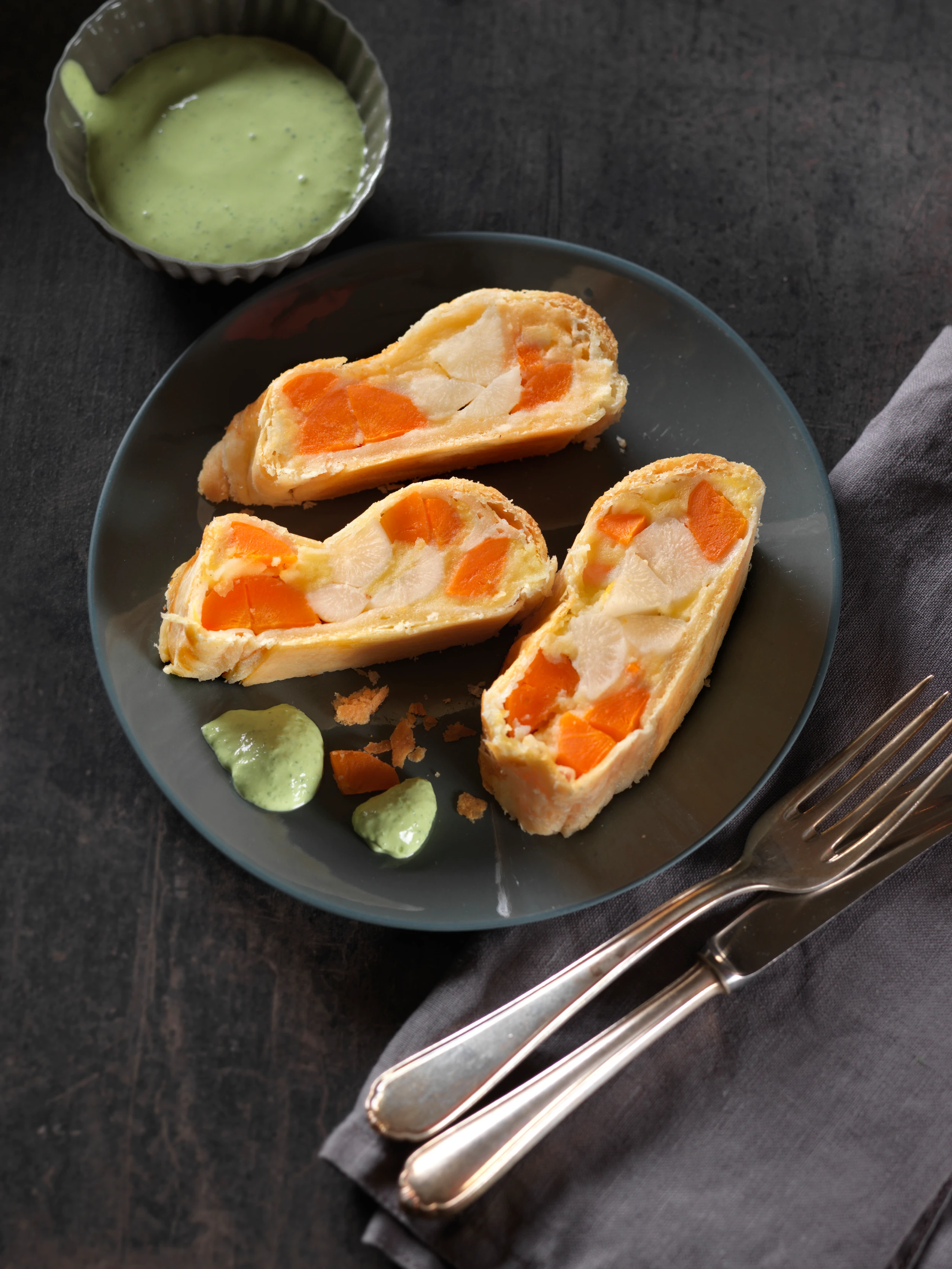 Schwarzwurzel-Karotten-Strudel