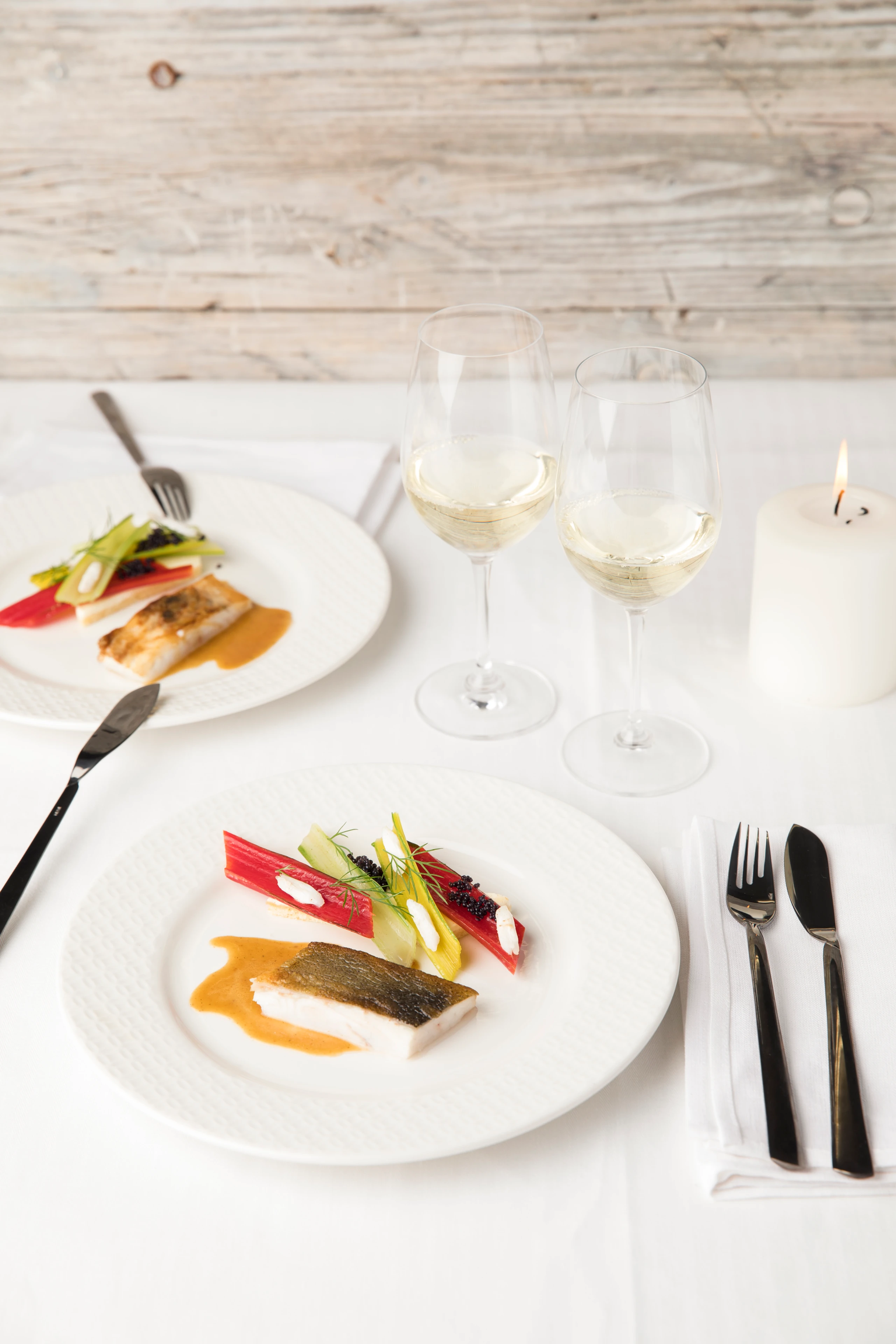 Mangoldtarte mit Steinbuttfilet und Vanillefond