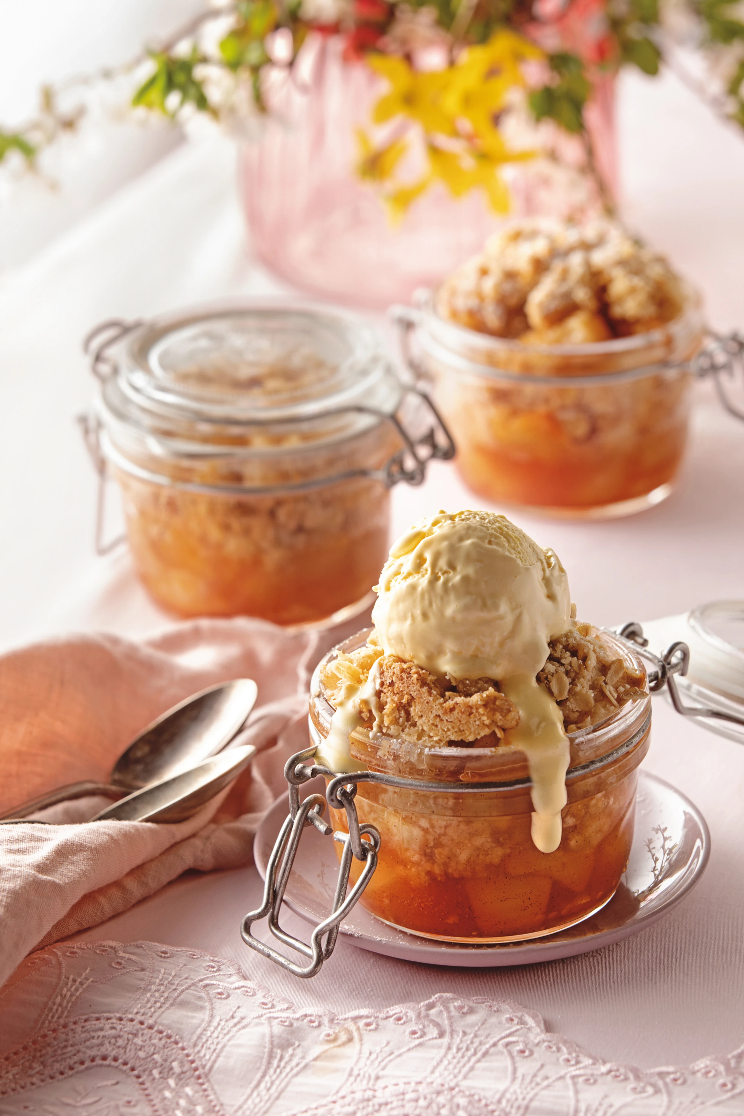 Birnen-Crumble mit Haferflockenstreuseln