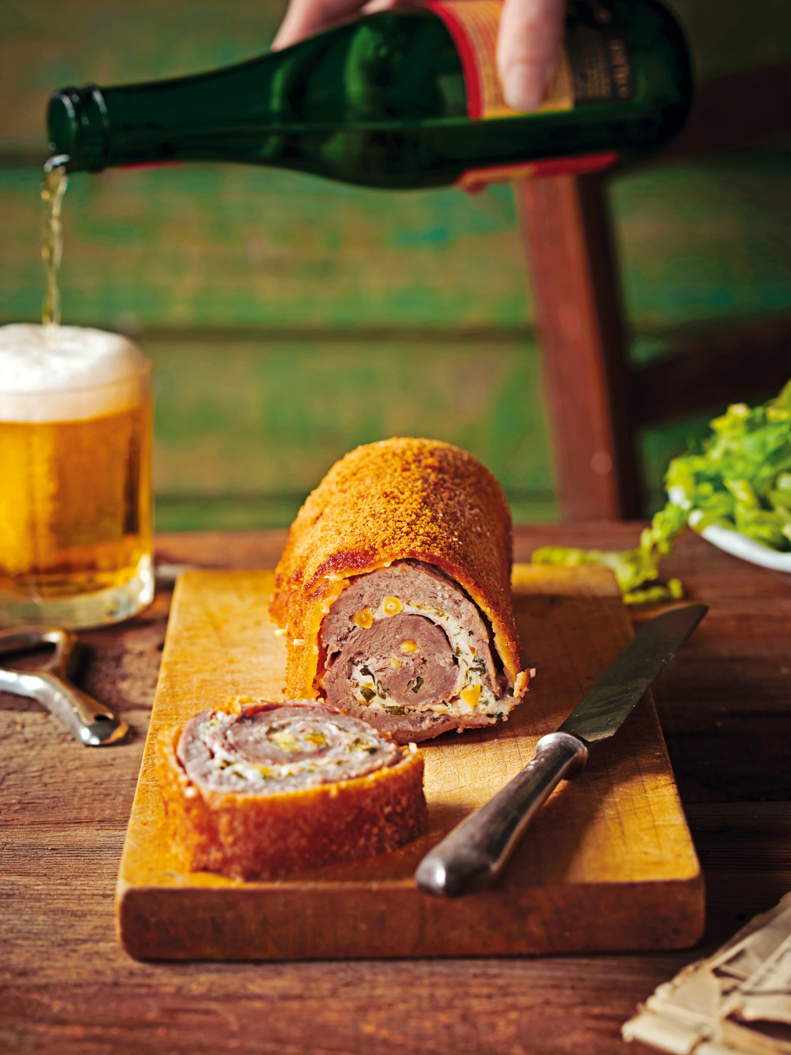 Gebackene Kalbsroulade mit Ziegenfrischkäse und Prosciutto