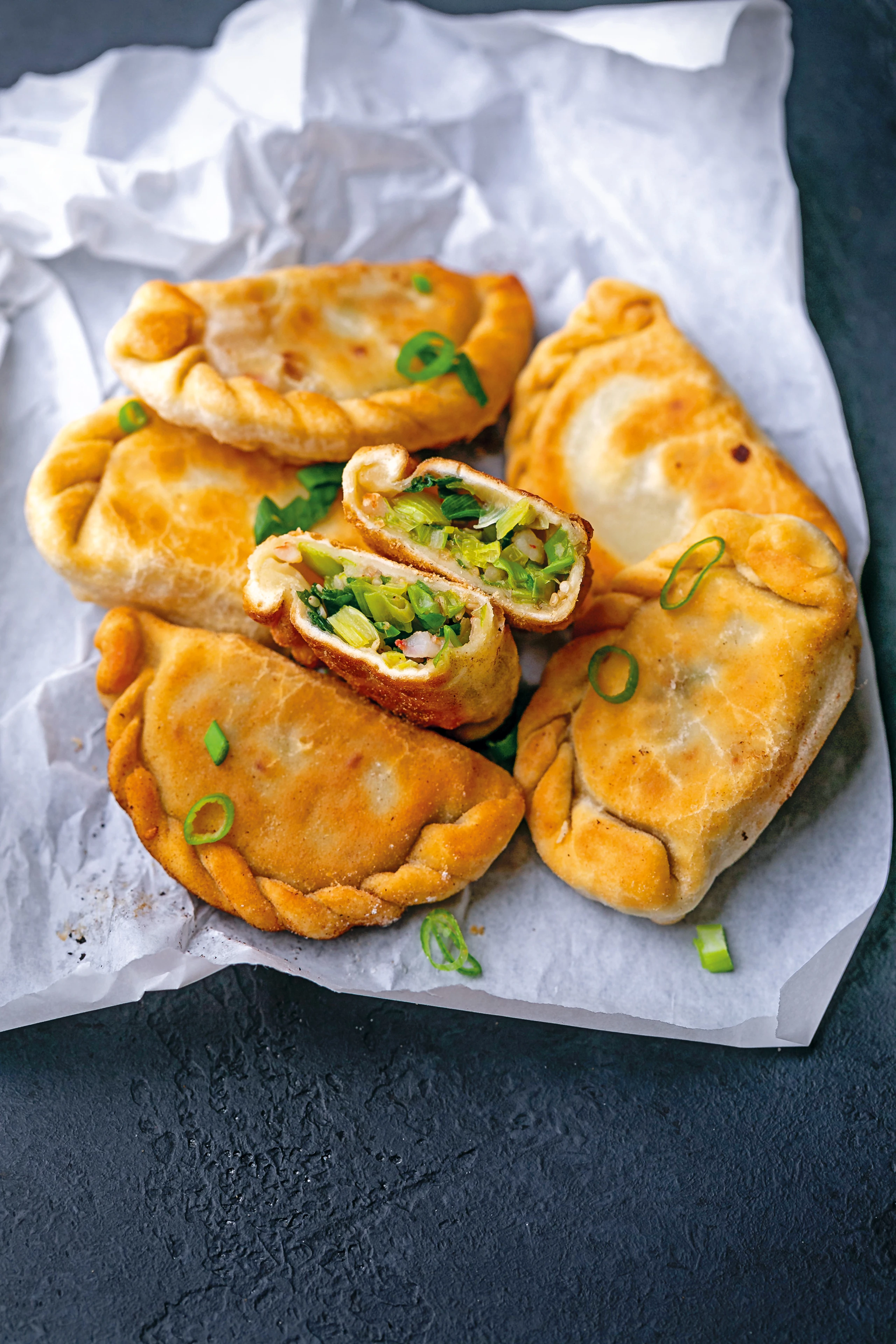 Jungzwiebeltascherl mit Garnelen