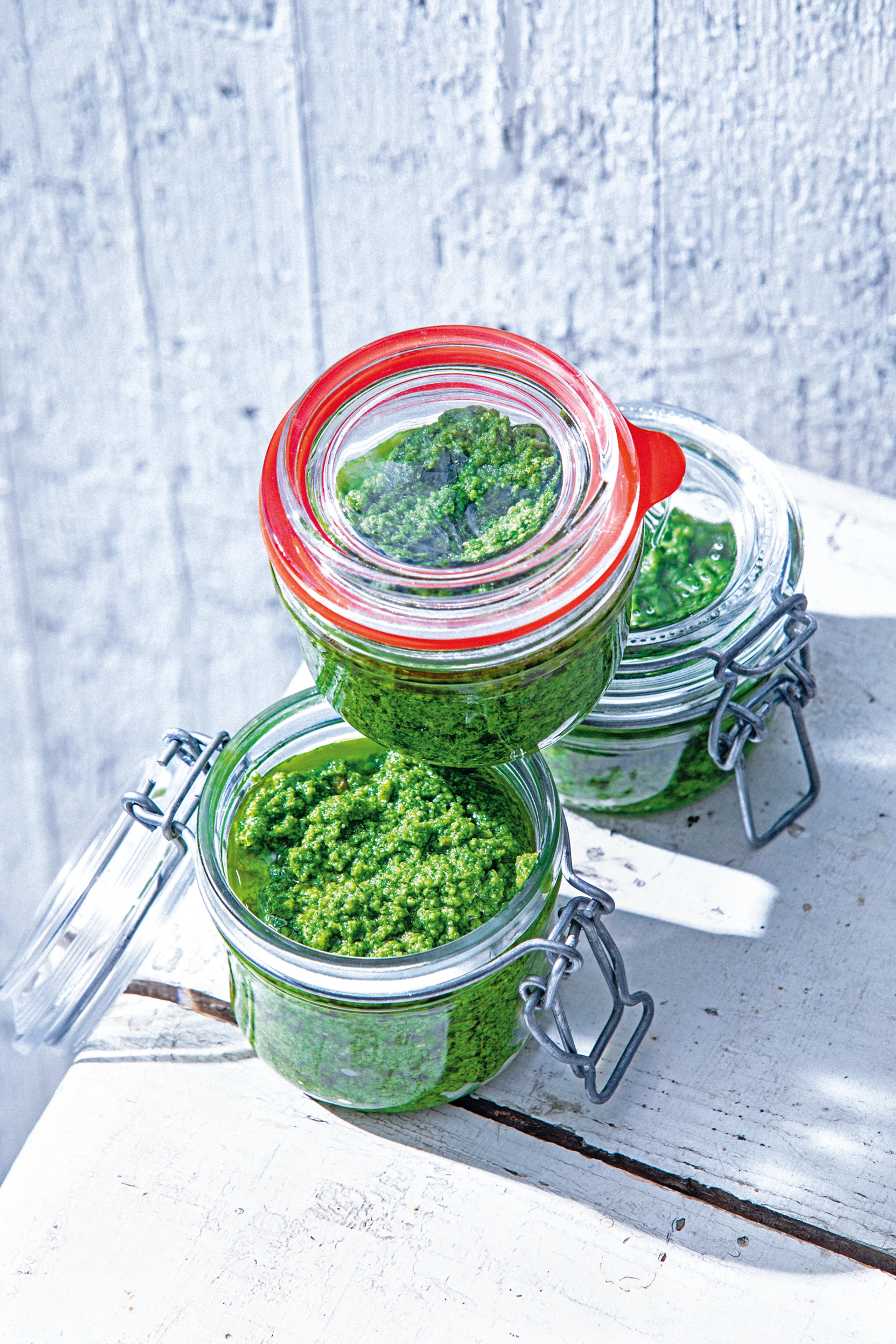 Veganes Basilikumpesto