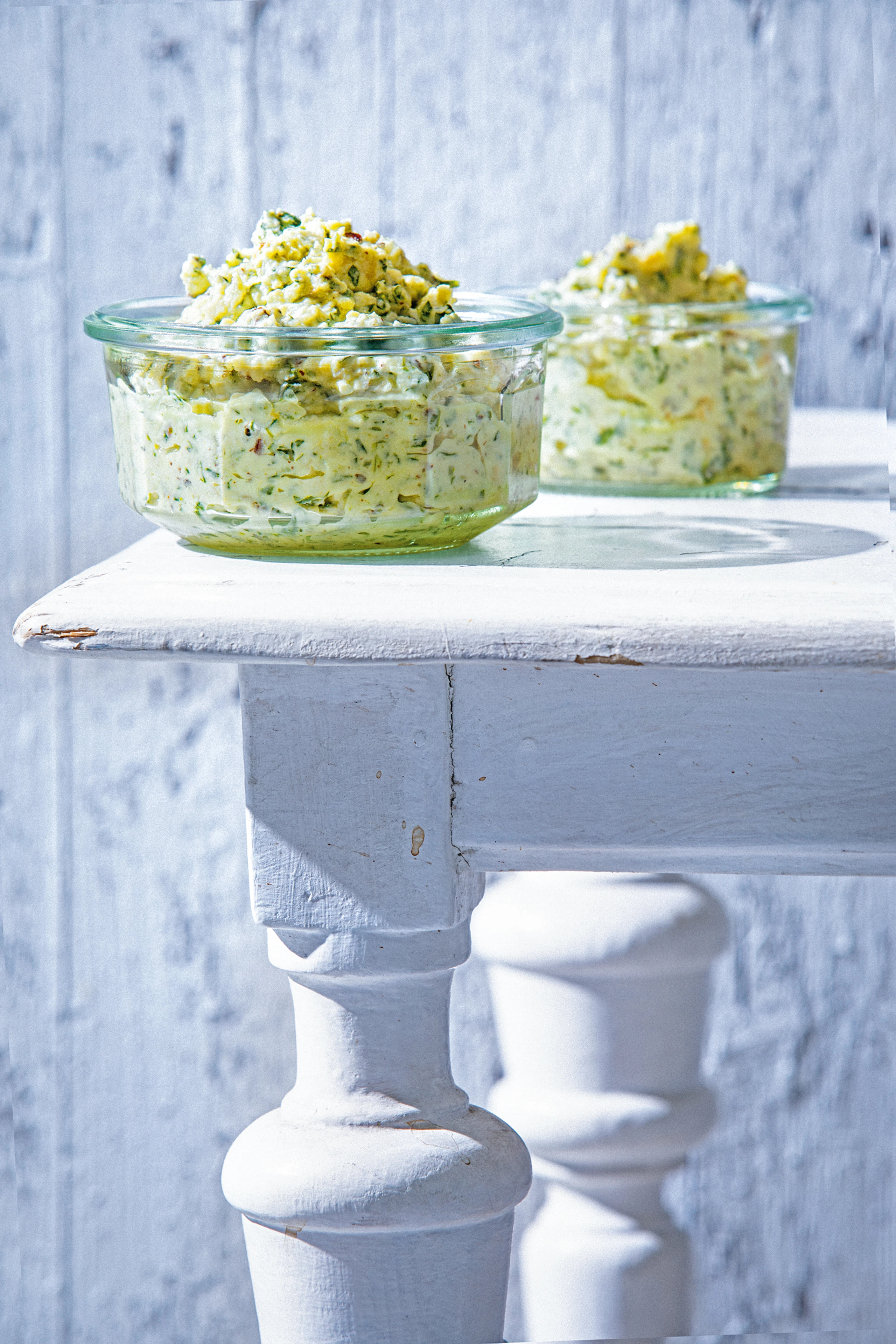 Ricotta-Pesto mit Haselnüssen und Estragon