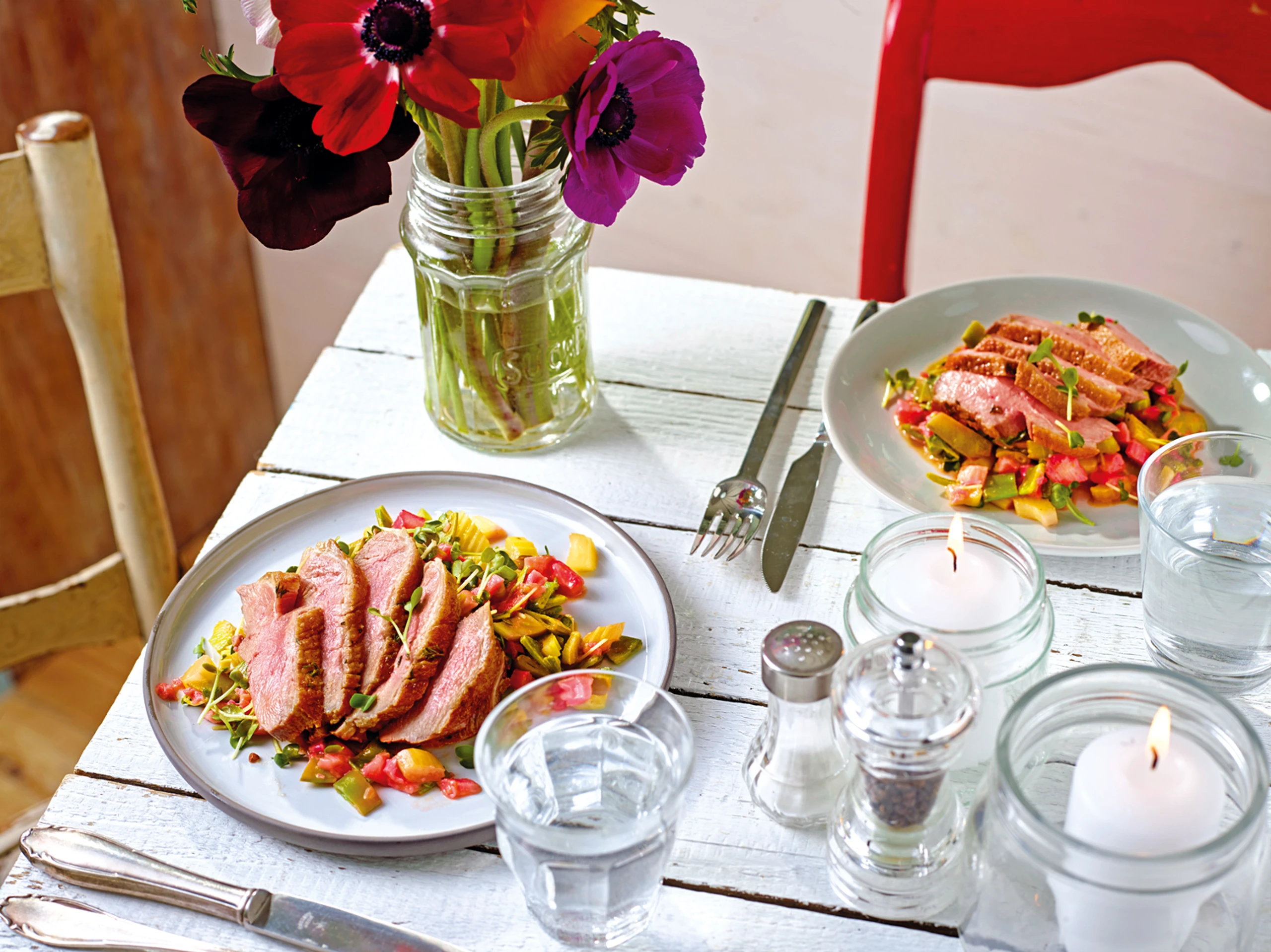 Rhabarber-Selleriesalat mit Entenbrust