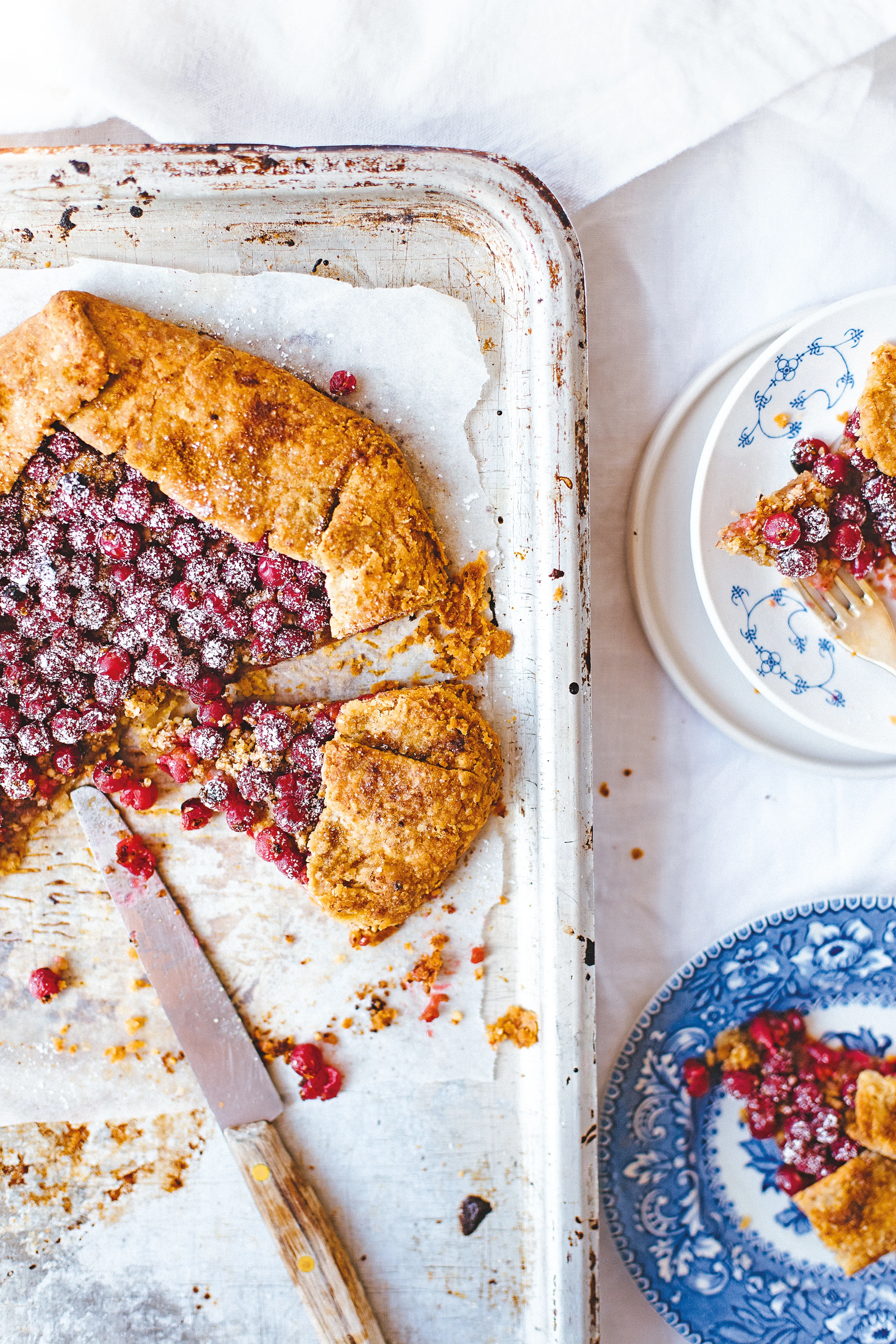 Ribiseltarte mit Haselnussfrangipane