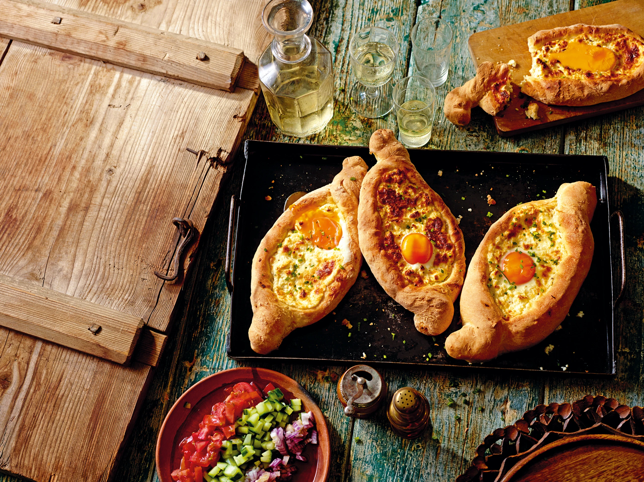 Khachapuri: Georgisches Käsebrot