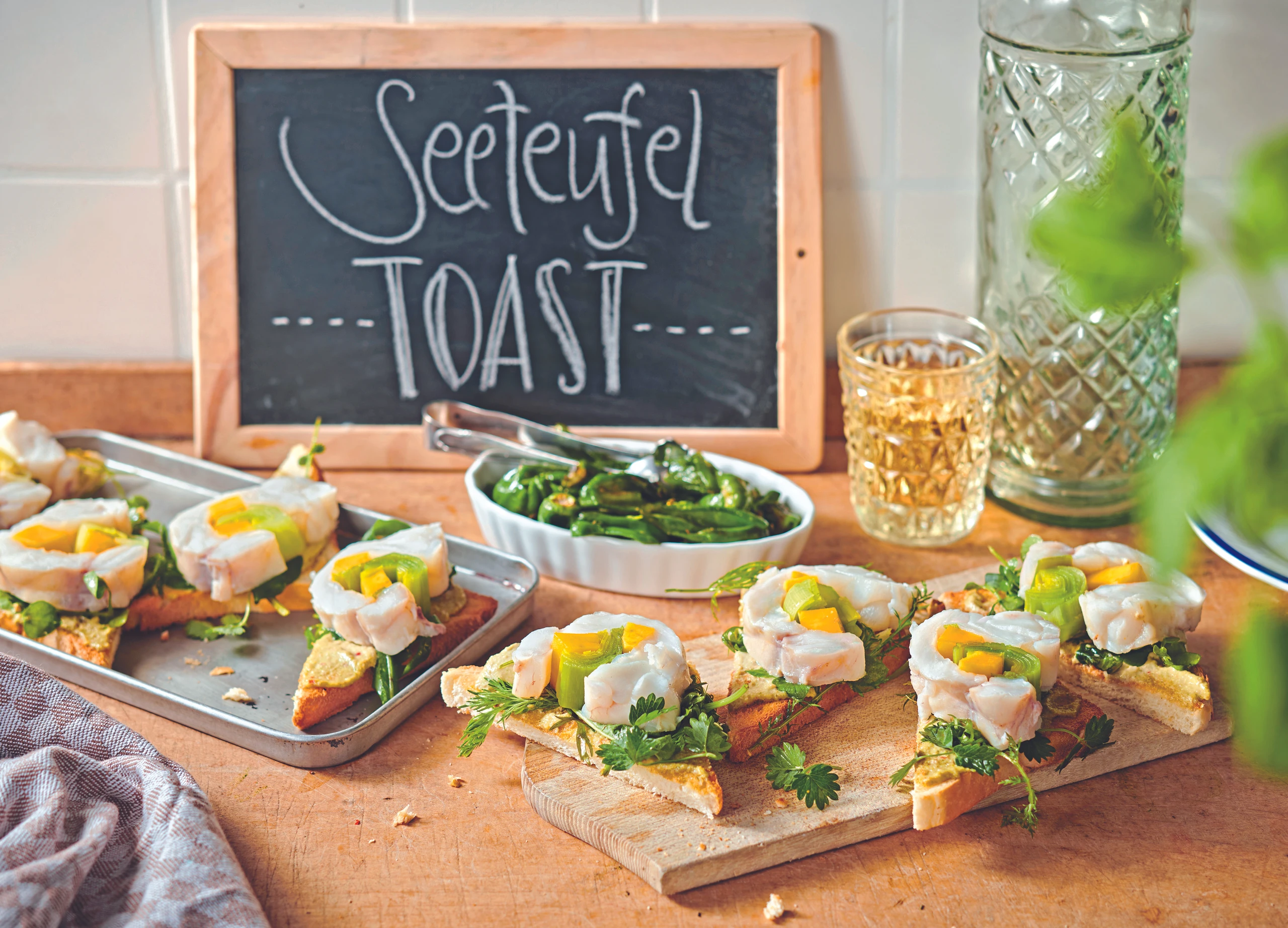 Seeteufel-Toast mit Pimentos