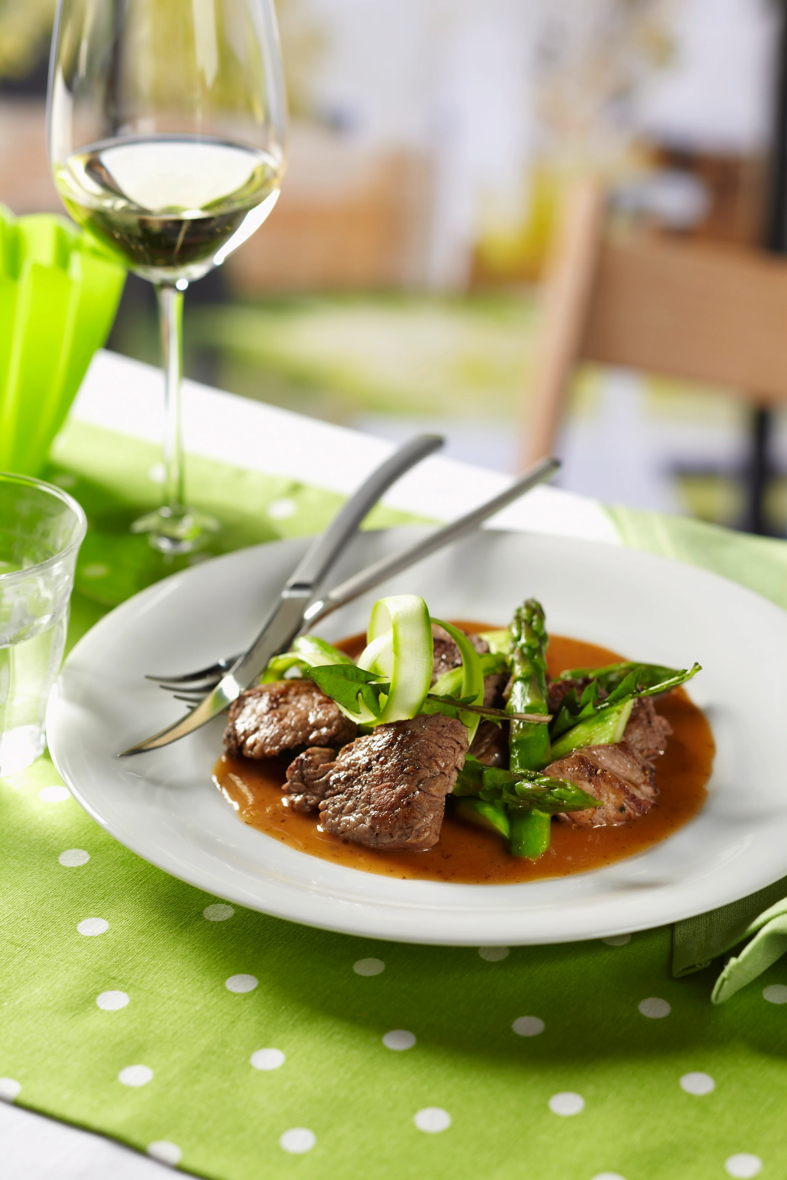 Filetspitzen mit Grünspargel