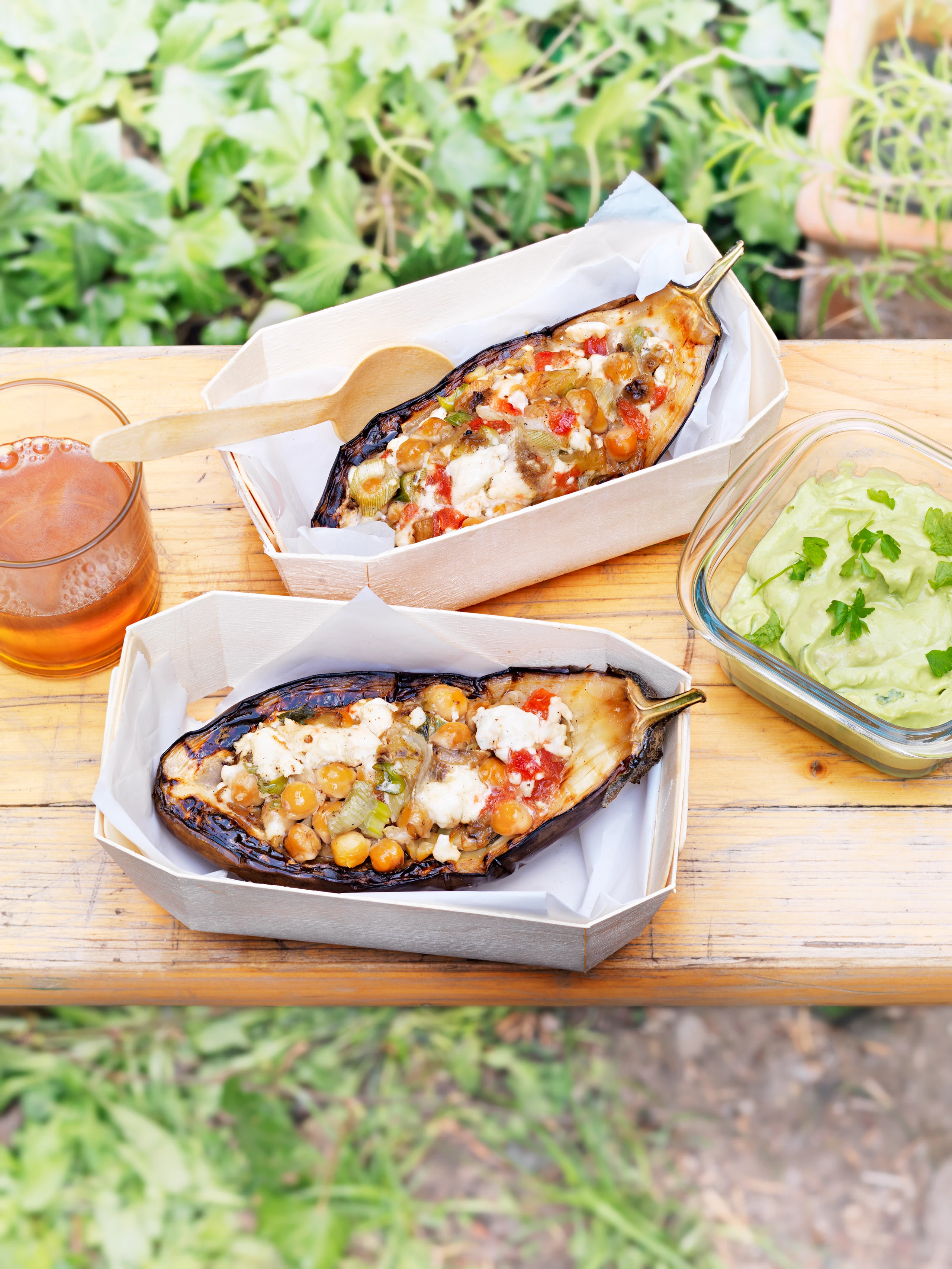 Gefüllte Melanzani vom Grill