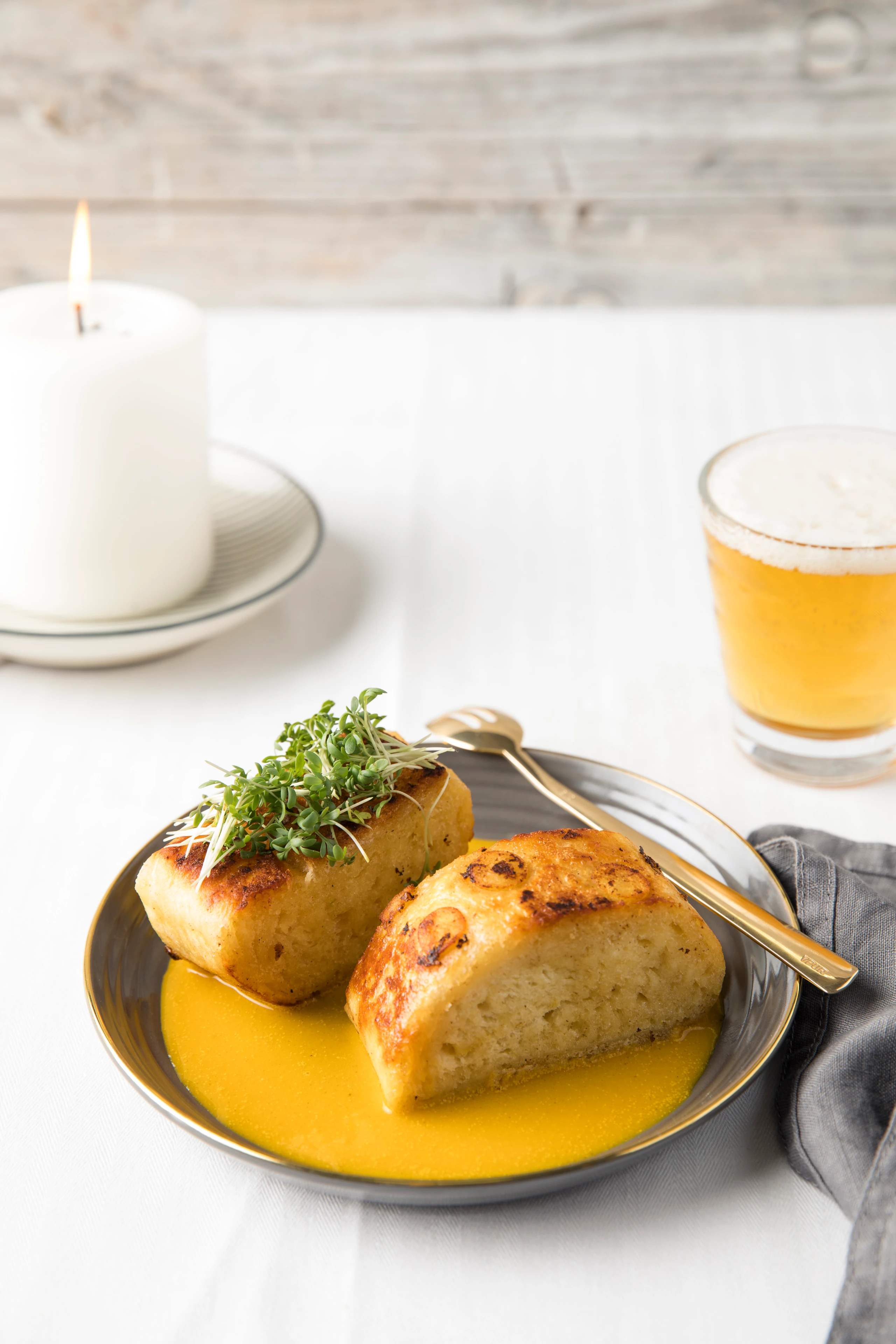 Böhmische Knödel mit Kürbissauce