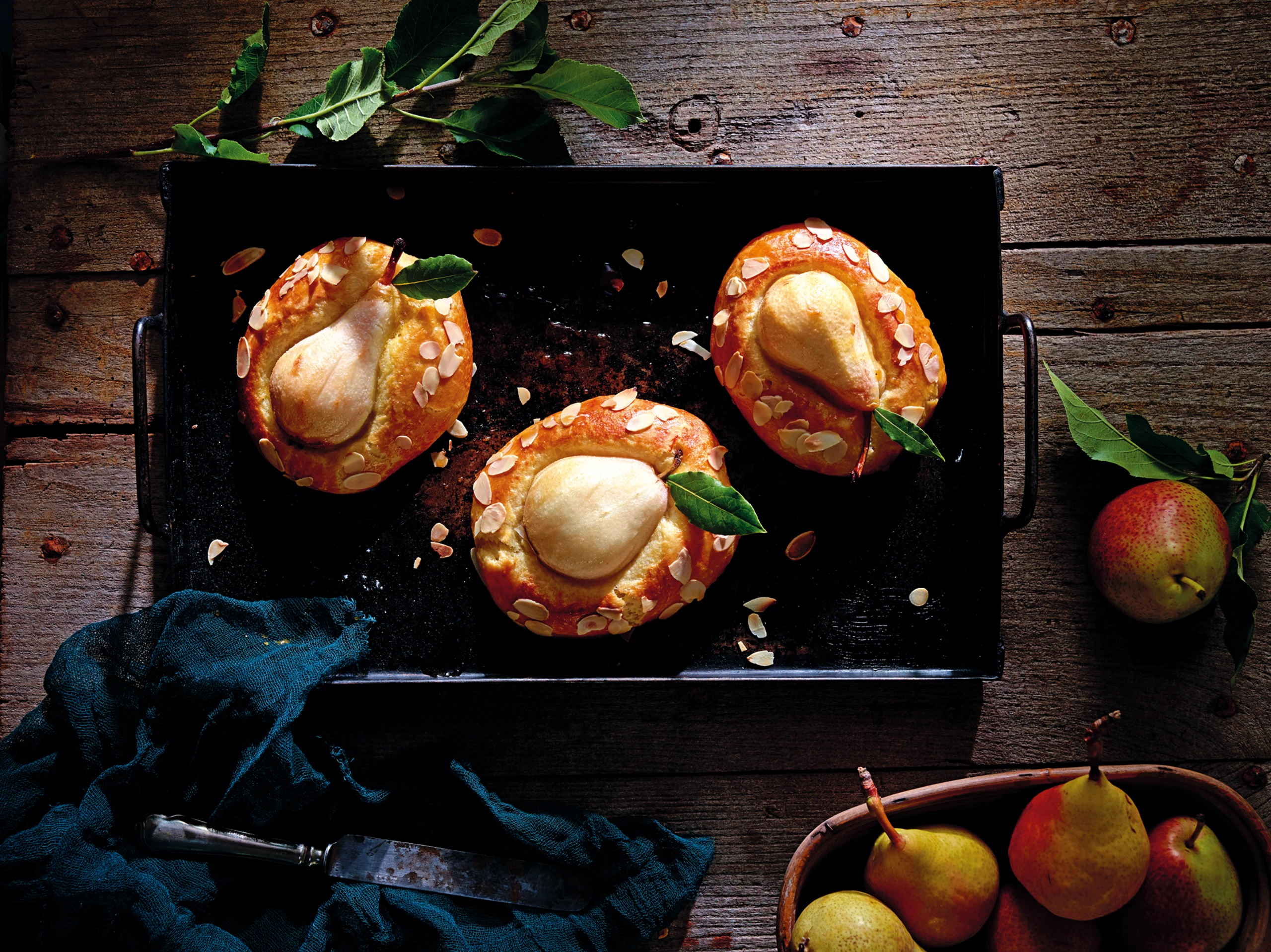 Birnen-Mandel-Brioches