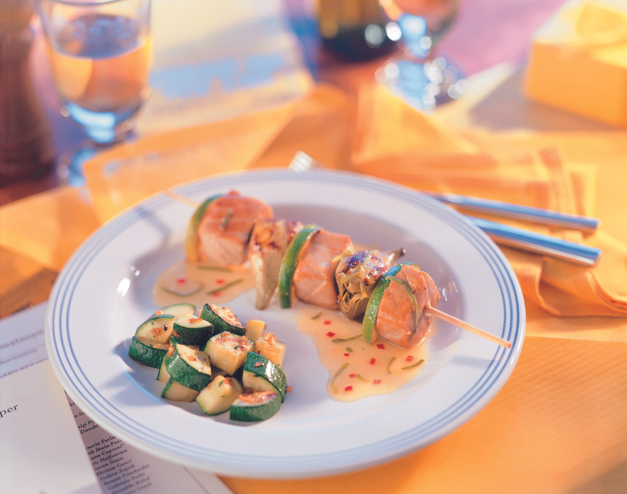 Thunfisch-Artischockenspieße mit Chili-Limettensauce