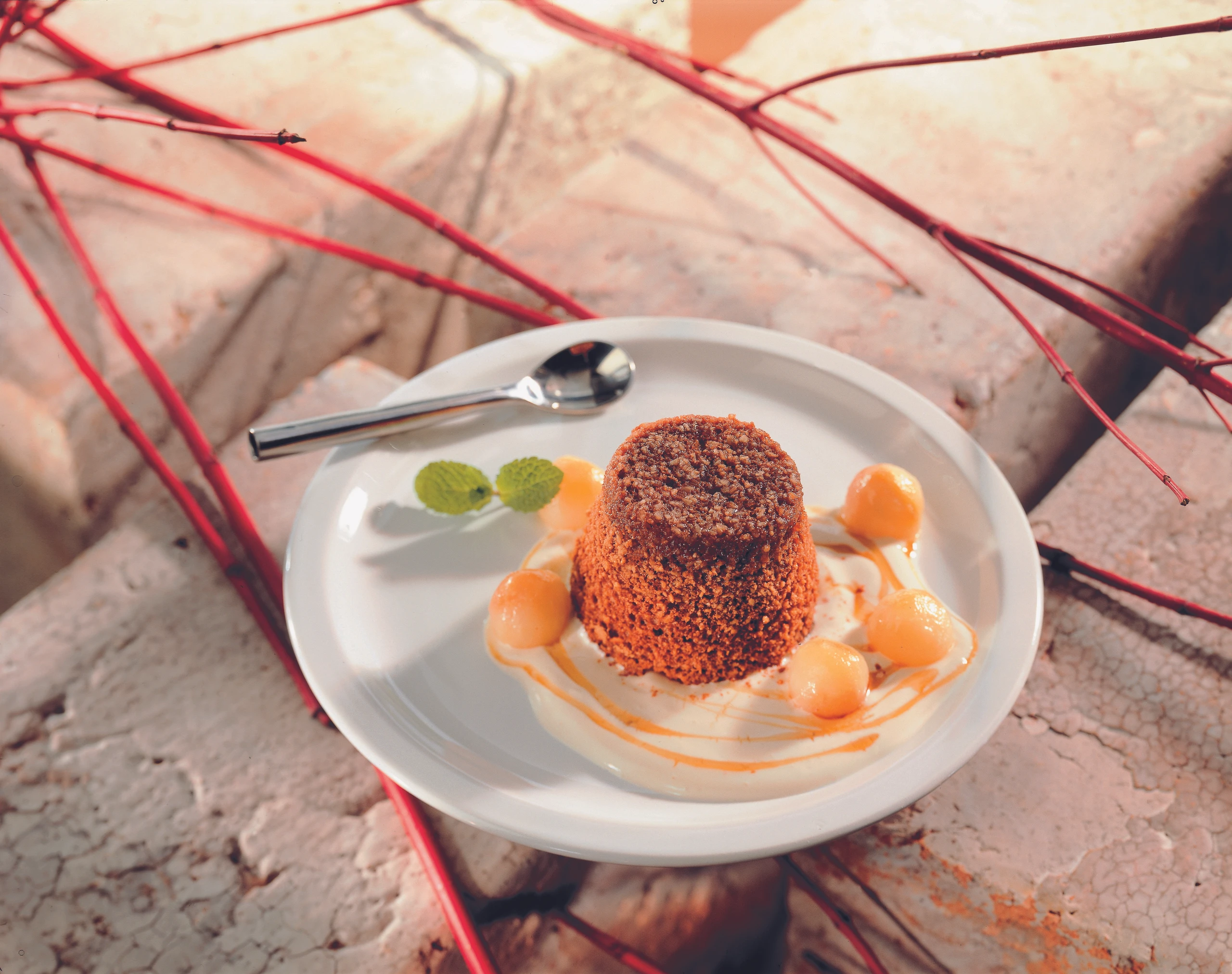 Zimtauflauf mit Honigsauce und gebratenen Birnen