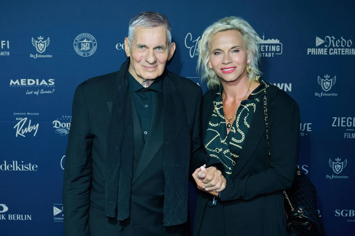 Der Schauspieler zeigte sich erstmals seit seiner schweren Erkrankung wieder öffentlich