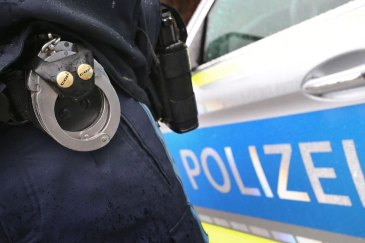 ++ ARCHIVBILD ++ Spezialeinheiten der Polizei führen Razzien in Deutschland durch