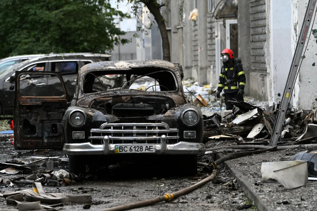 Spuren der Zerstörung in Lwiw