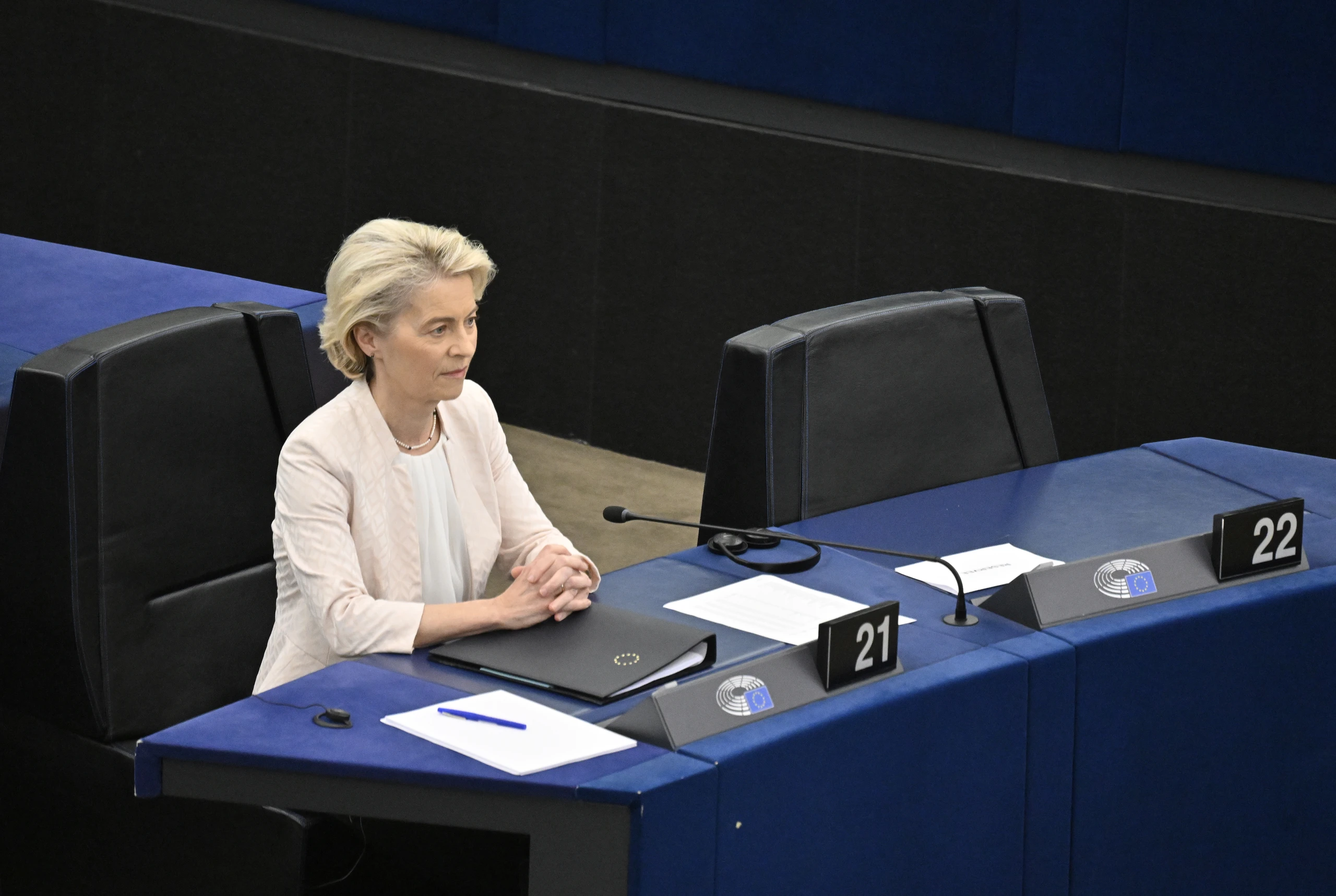 EU-Kommission verschiebt Gegenzölle gegen USA auf August