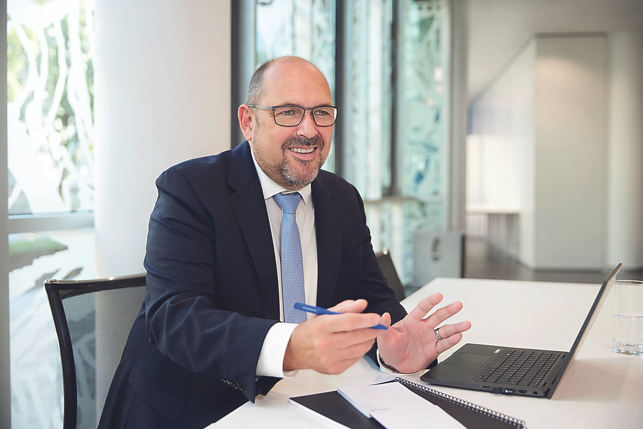 © FABASOFT/JULIA SPICKER Blurred image background