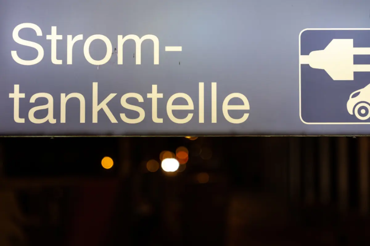 Mehr Service für E-Mobilisten dank Verzeichnis-Update