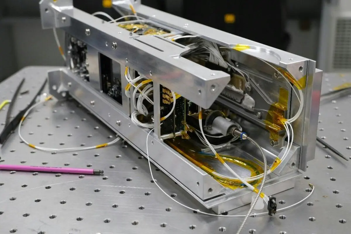 Das Innenleben des Quantencomputers während der Montage