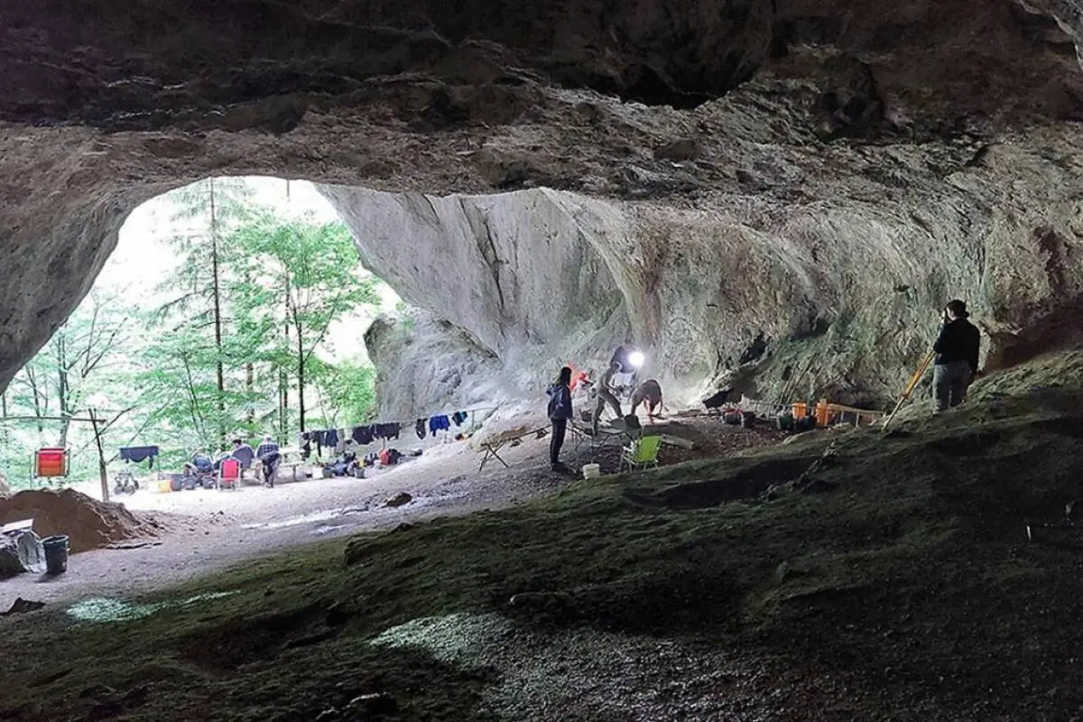 Die Höhle wird bereits seit mindestens 150 Jahren erforscht