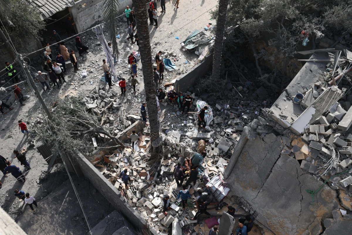 Aus der Luft hat Israel Deir al-Balah schon angegriffen