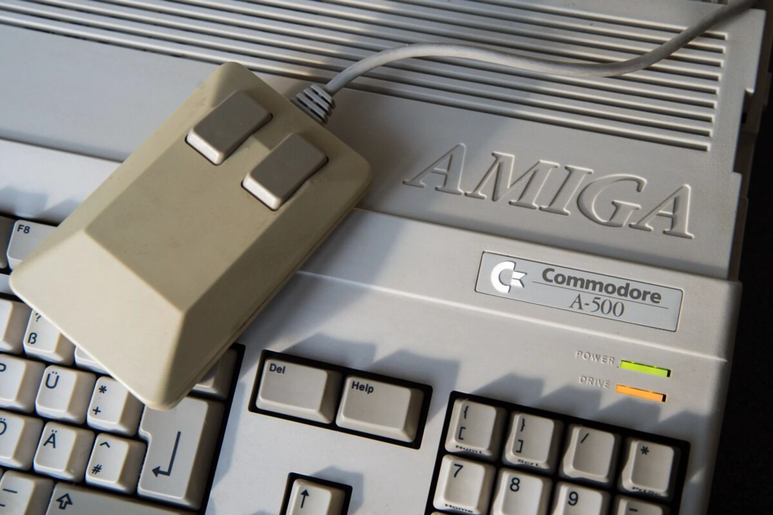 1987 wurden der günstigere Amiga 500 (Bild) vorgestellt