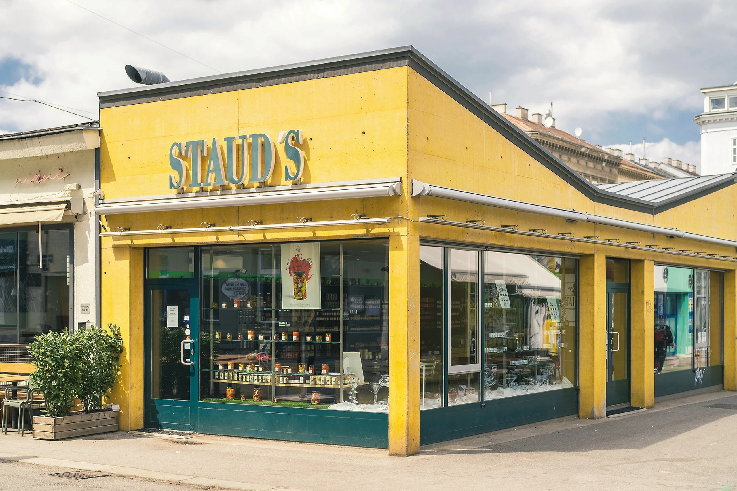 © Bild: Matt Observe Blurred image background