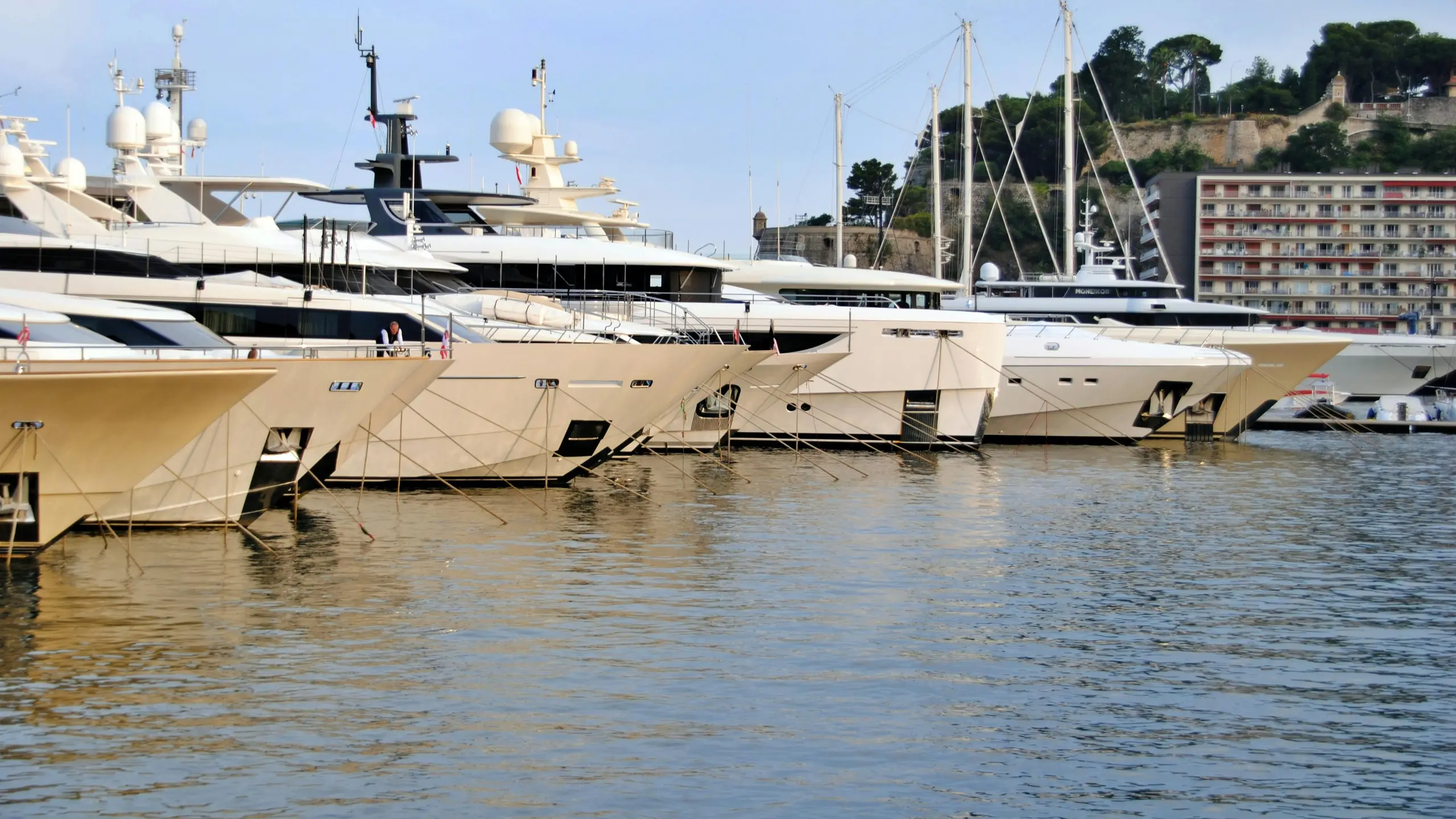 Wirkung statt Yachten: Die neue Generation von Erbinnen und Erben möchte mit ihrem Reichtum Positives bewirken.