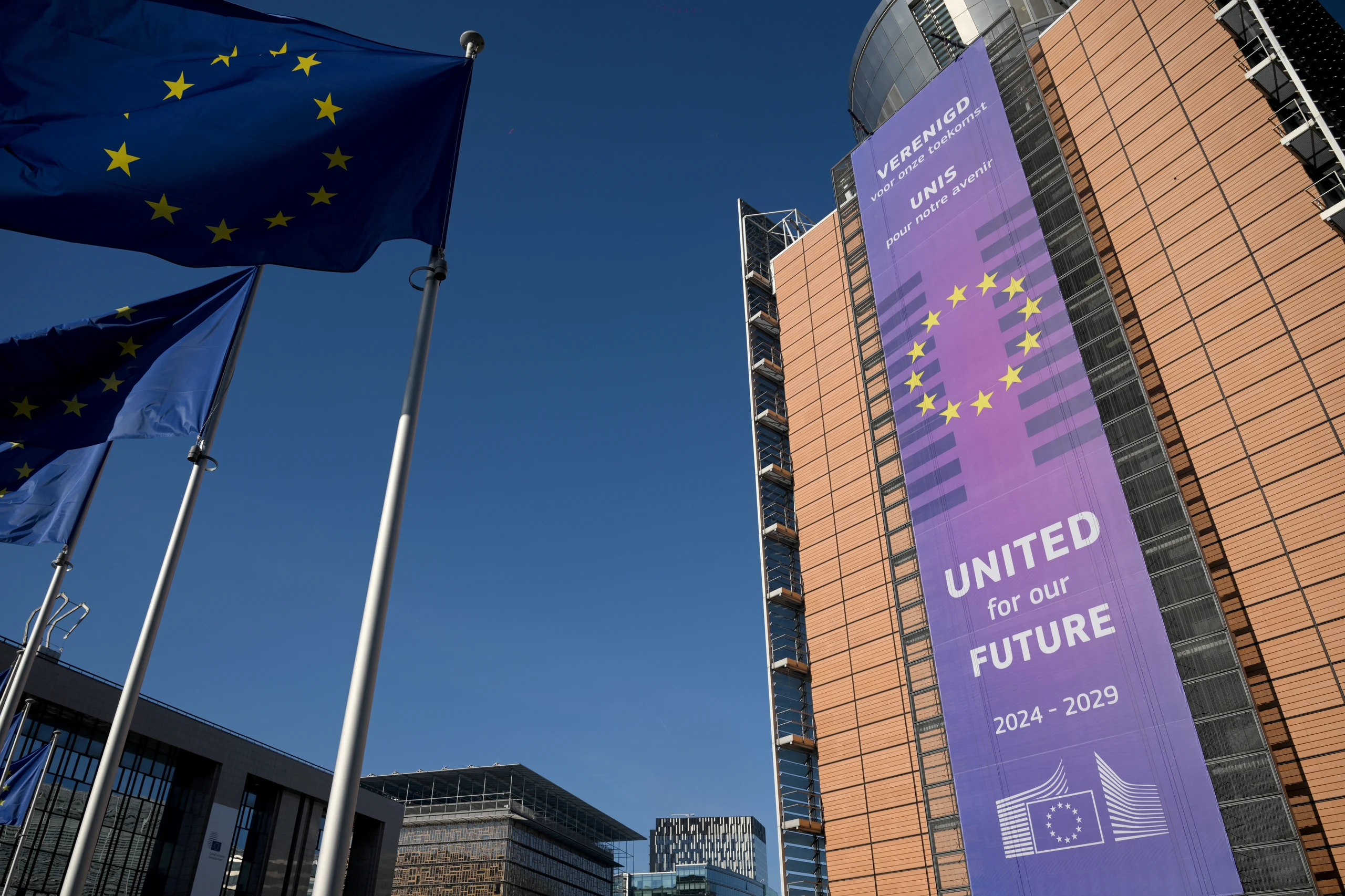 Die Europäische Kommission hat die Eröffnung zwei neuer Vertragsverletzungsverfahren gegen Österreich bekanntgegeben.