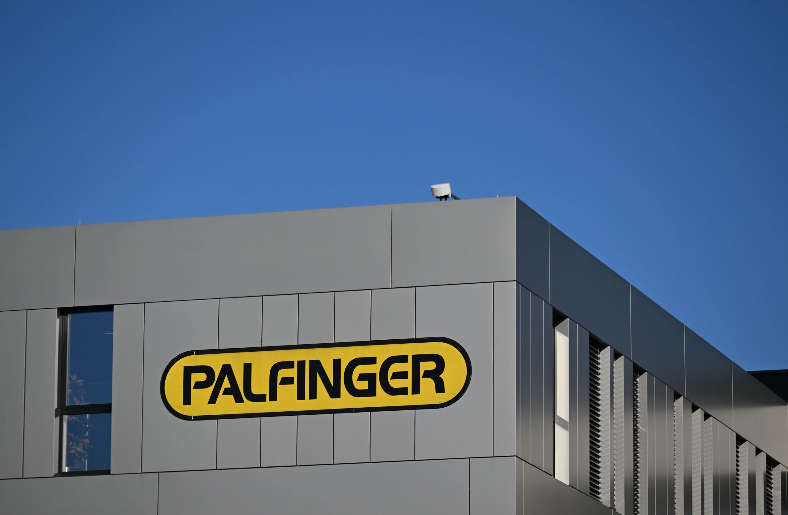 Die Palfinger AG mit Sitz in Bergheim bei Salzburg kämpft mit eingebrochenem Umsatz und Gewinn.