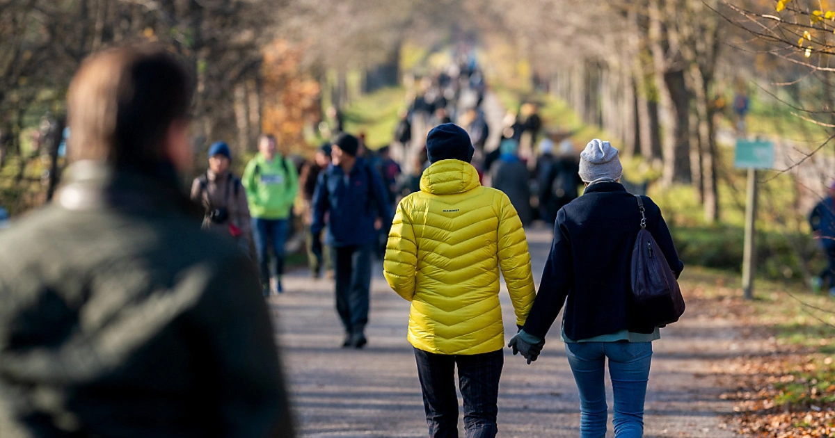 Gesundheitlicher Turbo durch 7.000 Schritte: Studie enthüllt überraschende Vorteile!