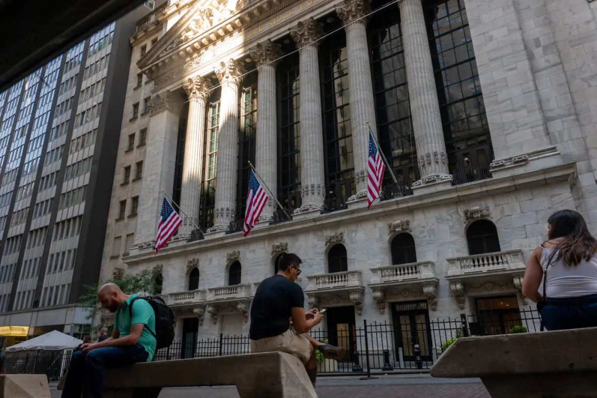 © APA/APA/GETTY IMAGES NORTH AMERICA/SPENCER PLATT Dow Jones fiel um 0,14 Prozent - Tesla im Fokus