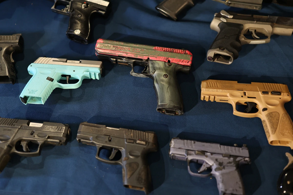 Von US-Polizei konfiszierte Schusswaffen
